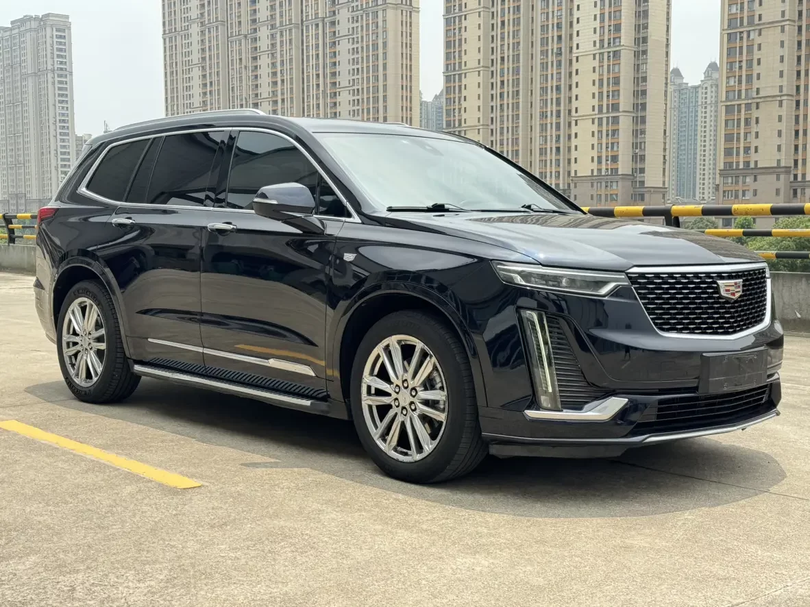 Cadillac XT6