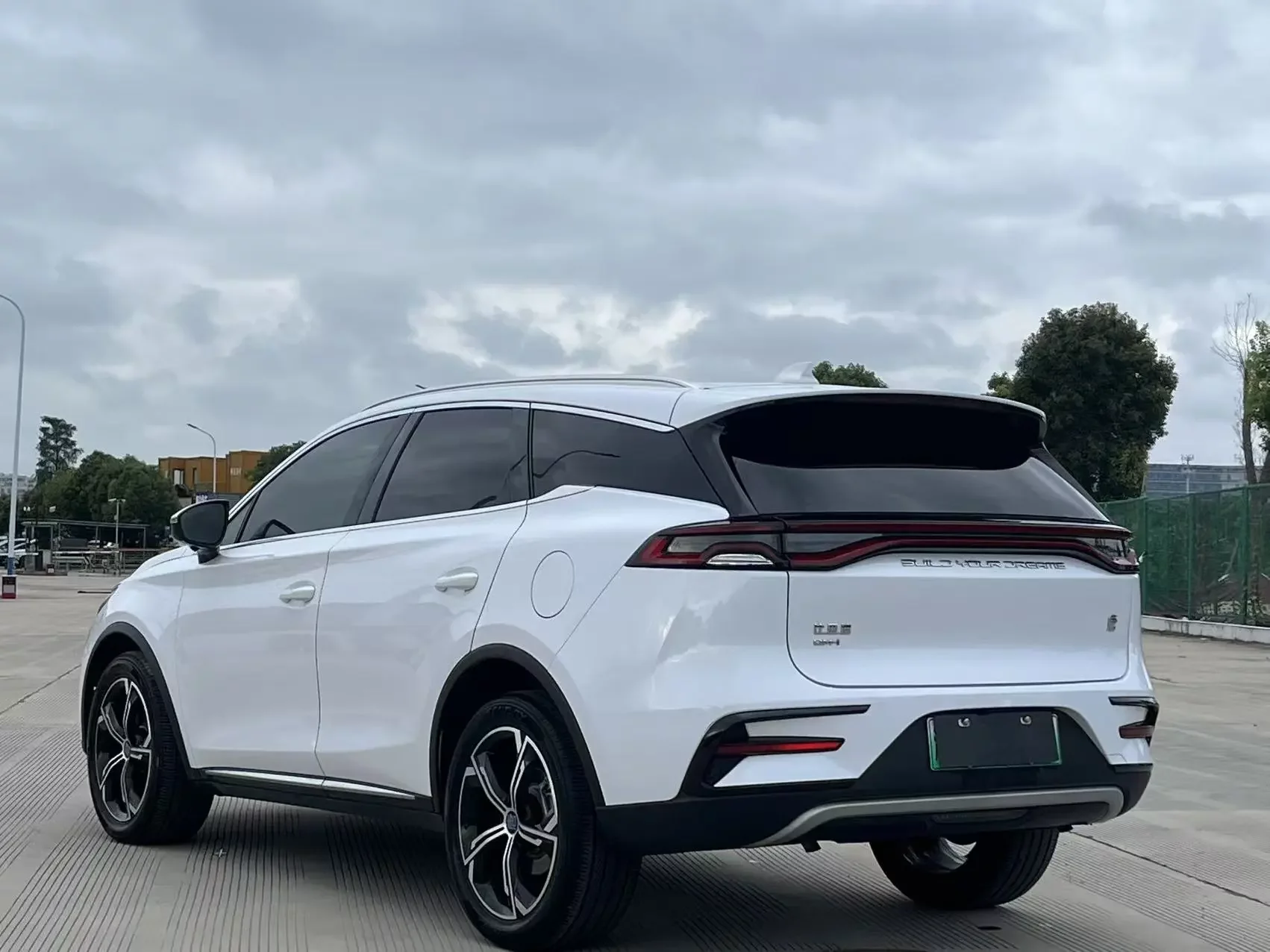 BYD Tang DM