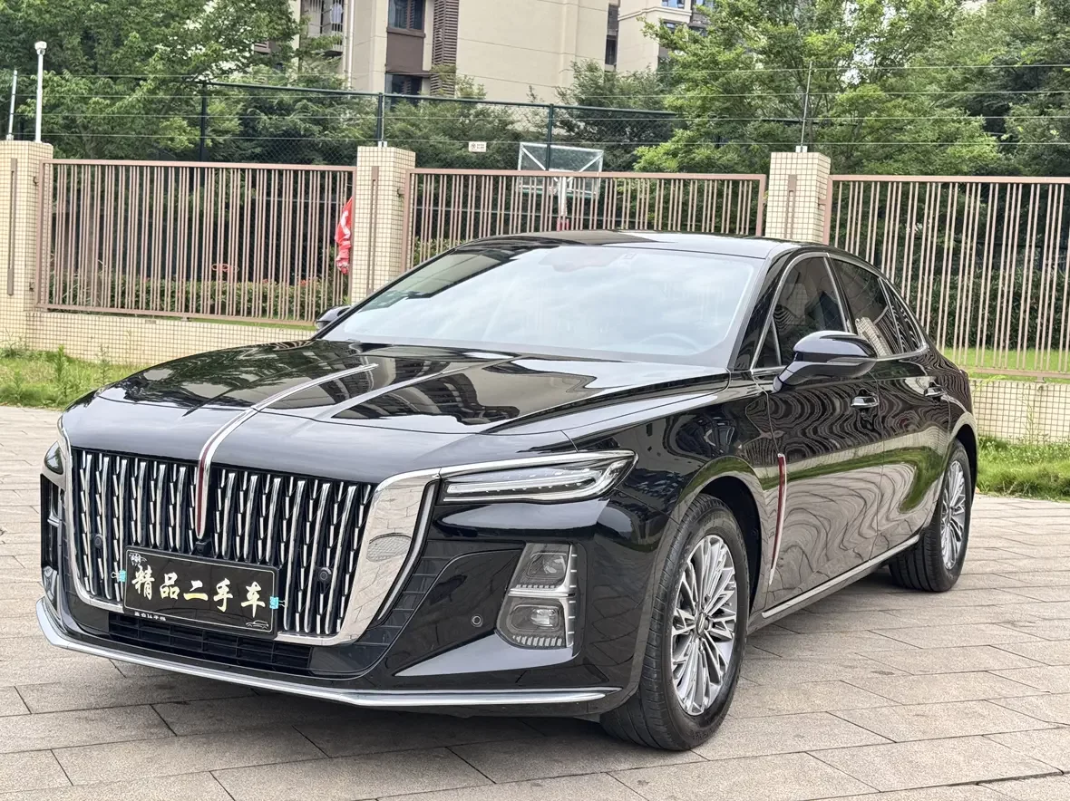 Hongqi H5  из Китая