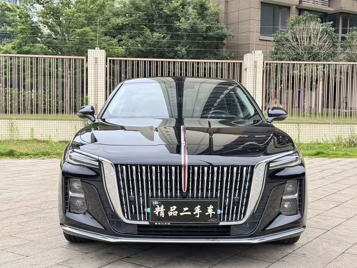 Hongqi H5  из Китая