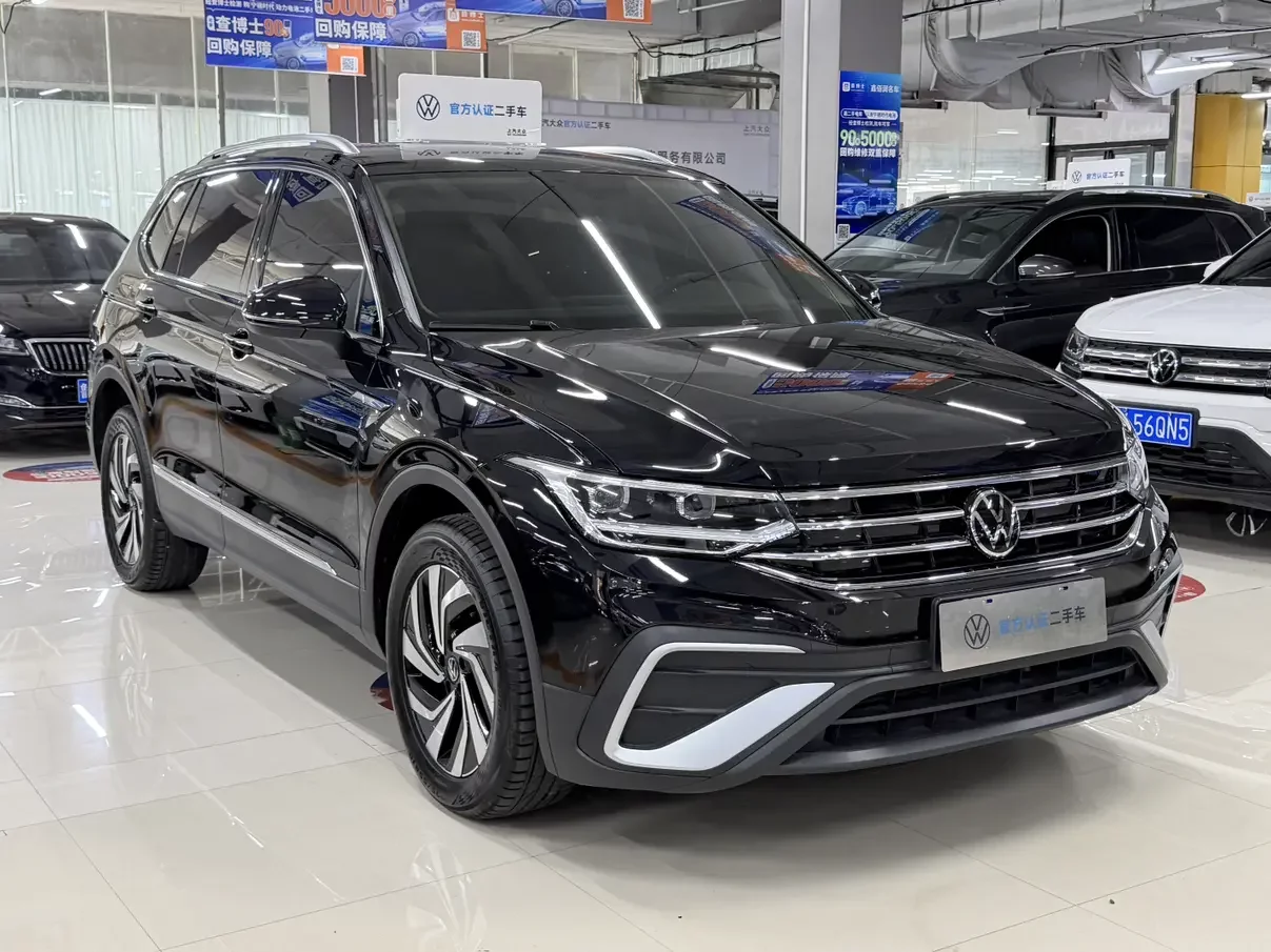 Volkswagen Tiguan L