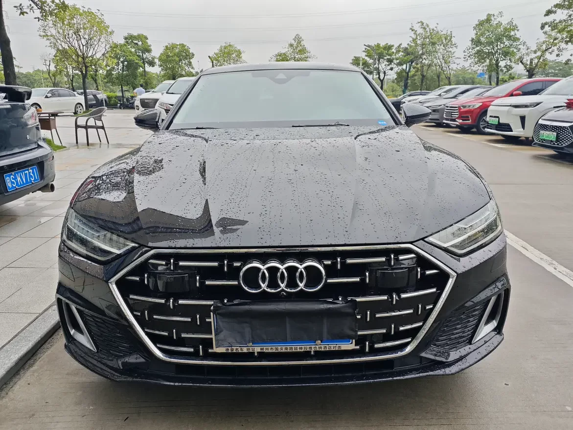Audi A7L