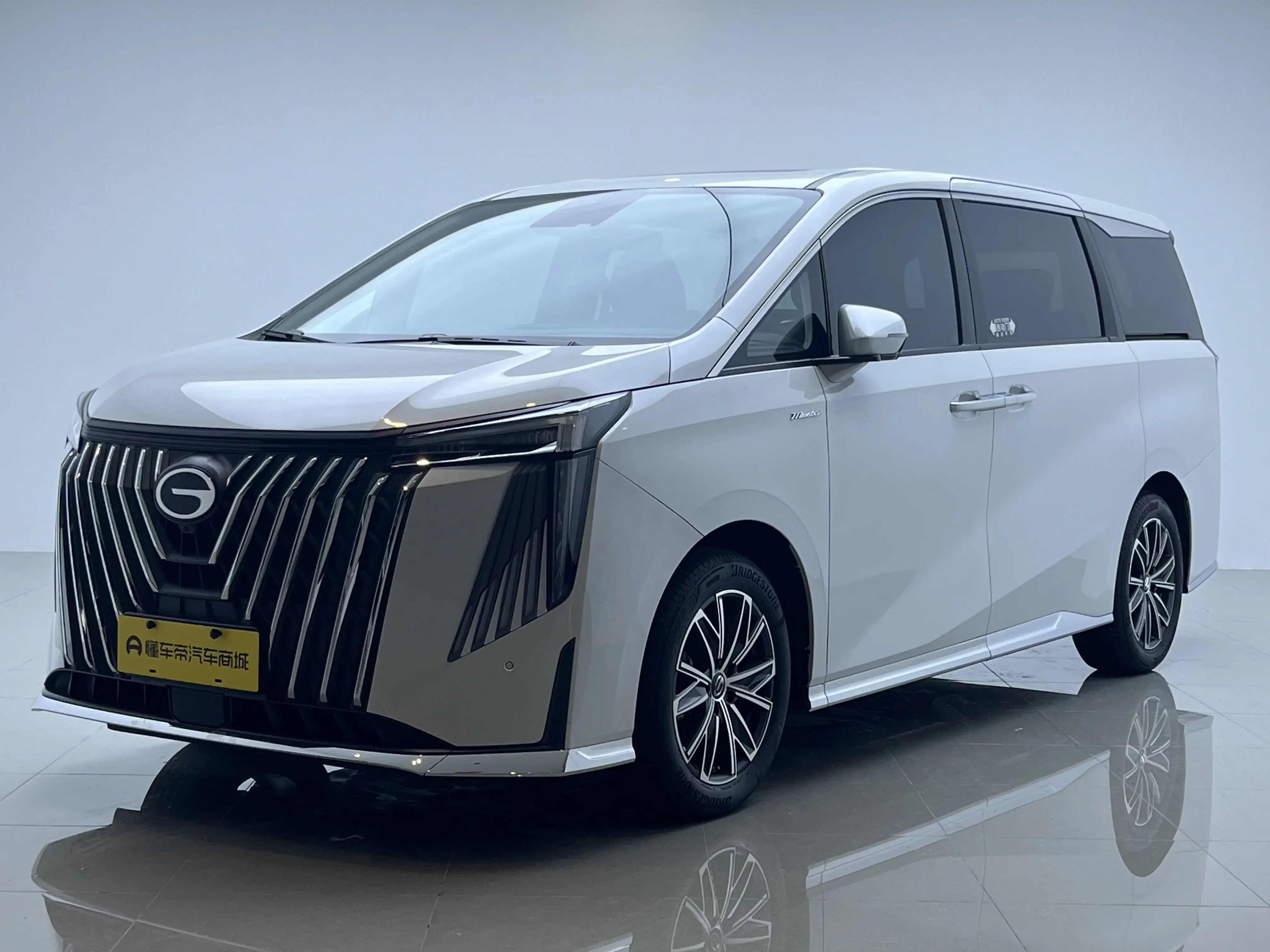 GAC Trumpchi M8