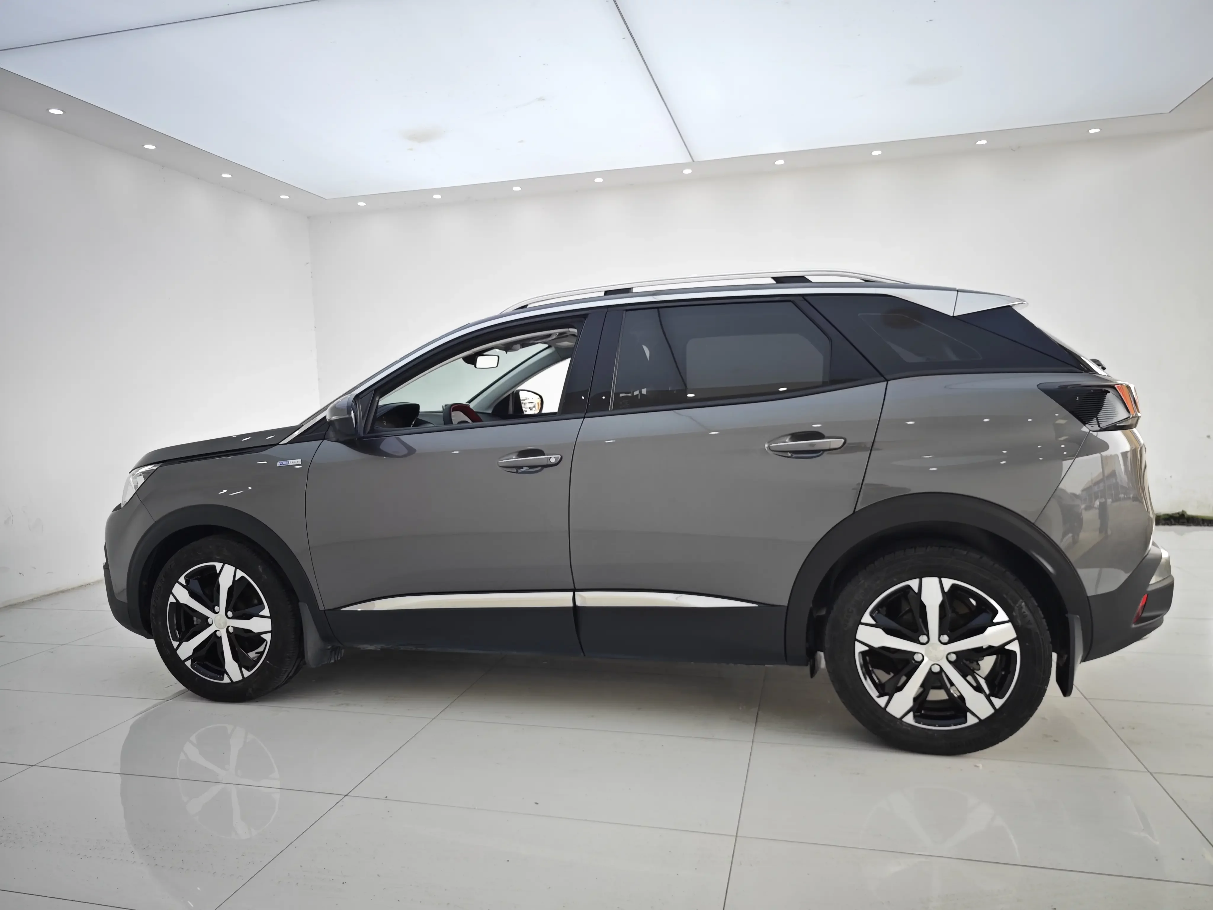 Peugeot 4008
