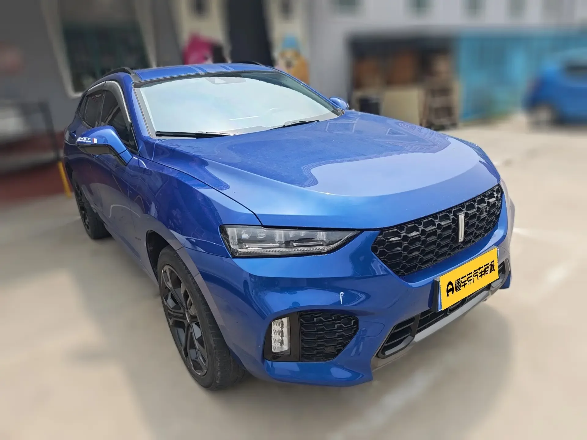 Wey Wei brand VV7