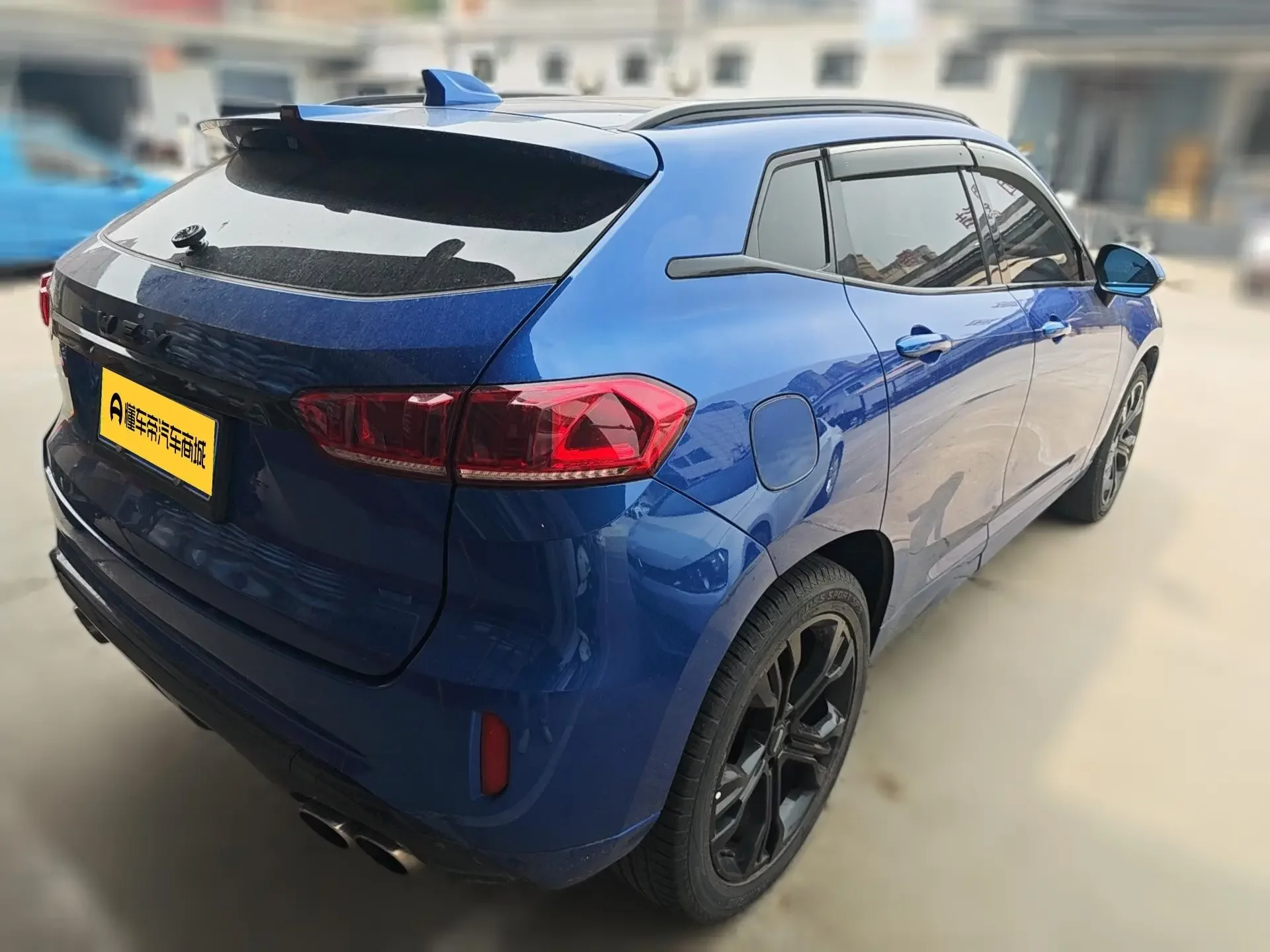 Wey Wei brand VV7