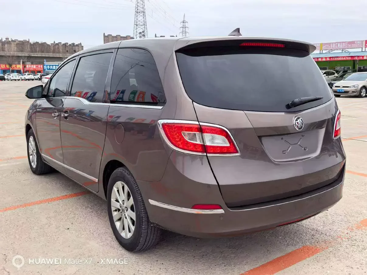 Buick GL8