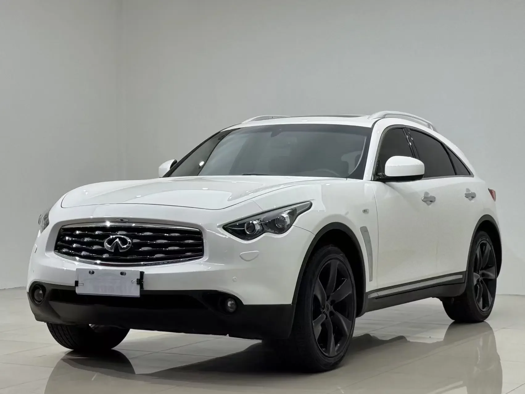 Infiniti FX  из Китая
