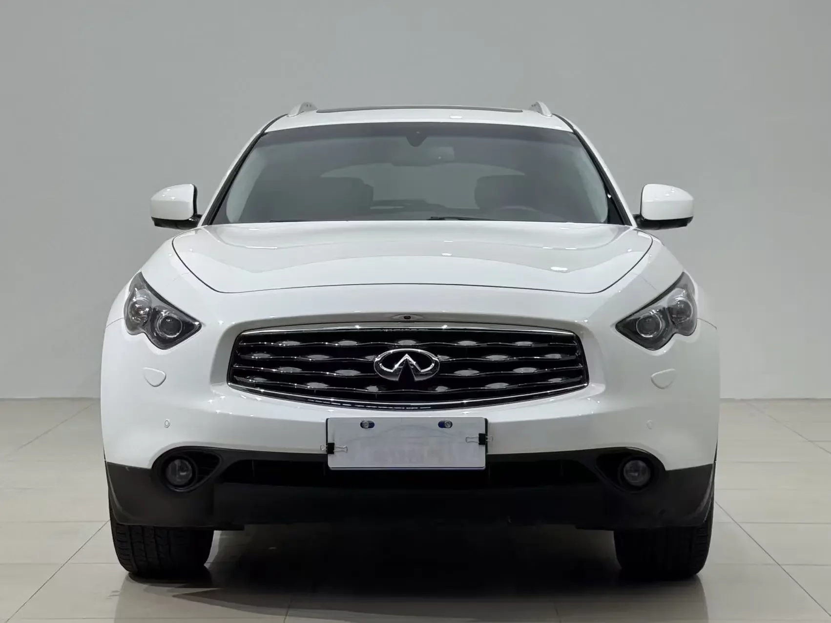 Infiniti FX  из Китая