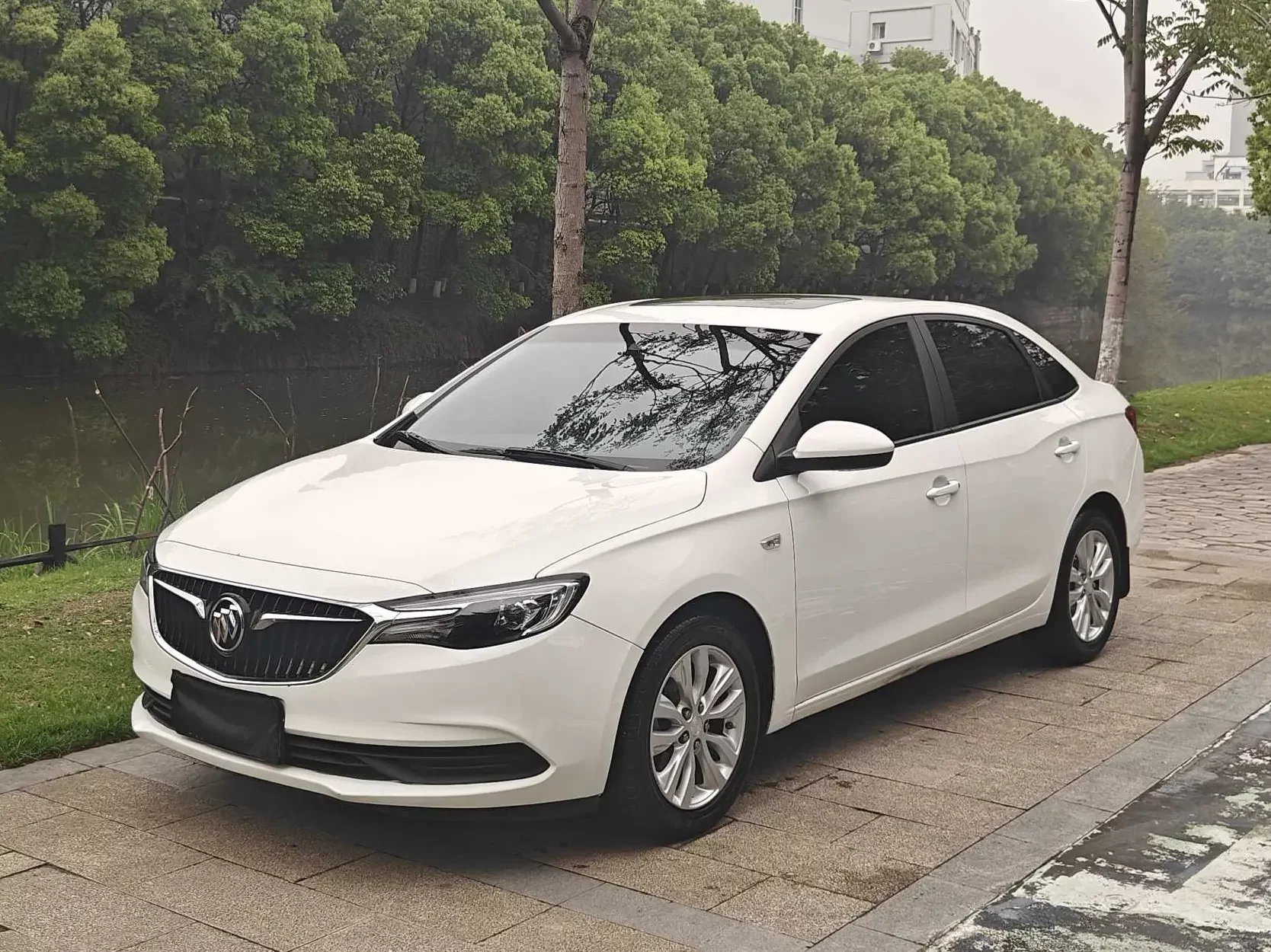 Buick Yinglang