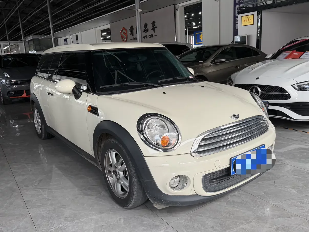 MINI CLUBMAN