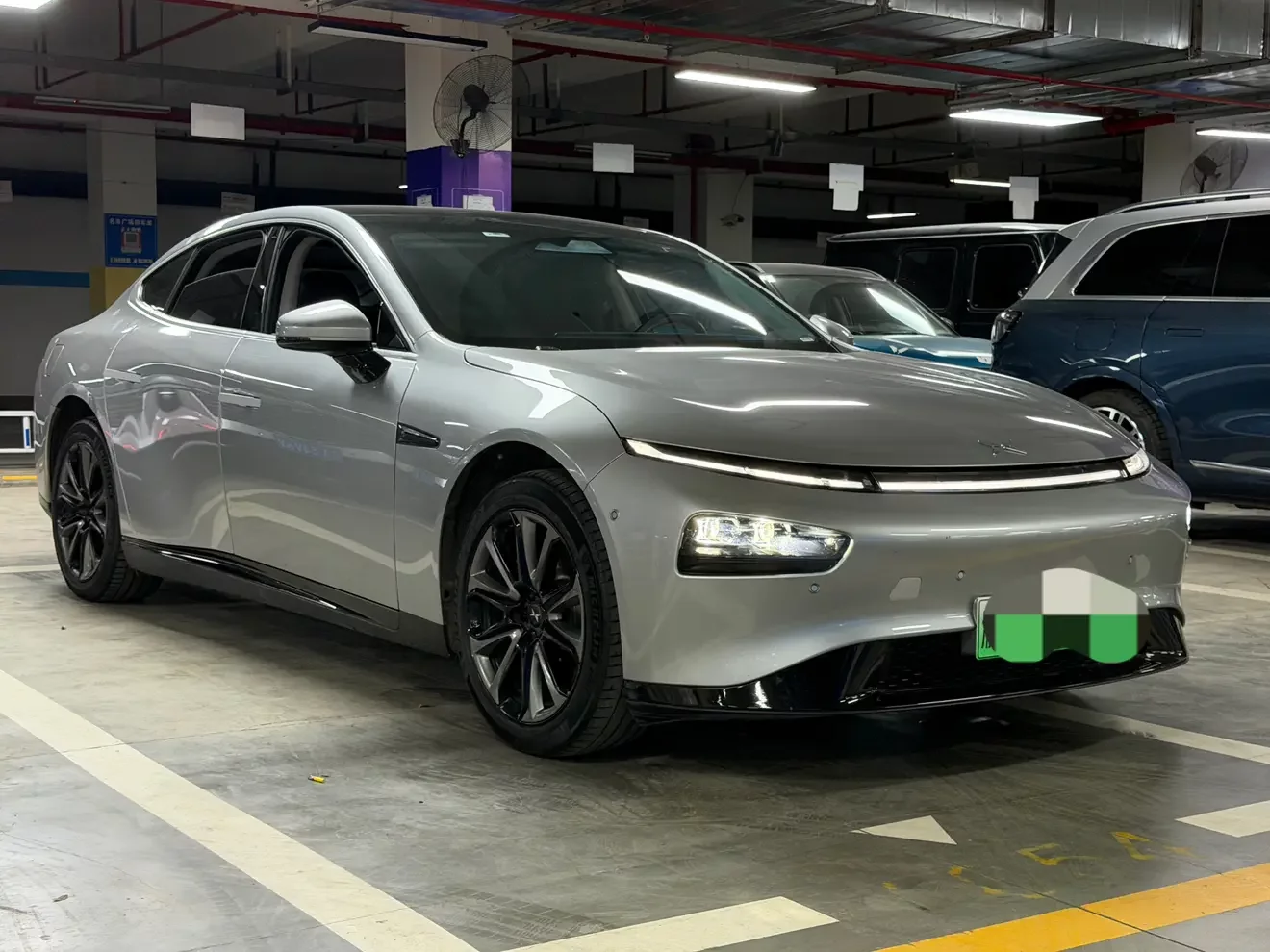 Xpeng P7