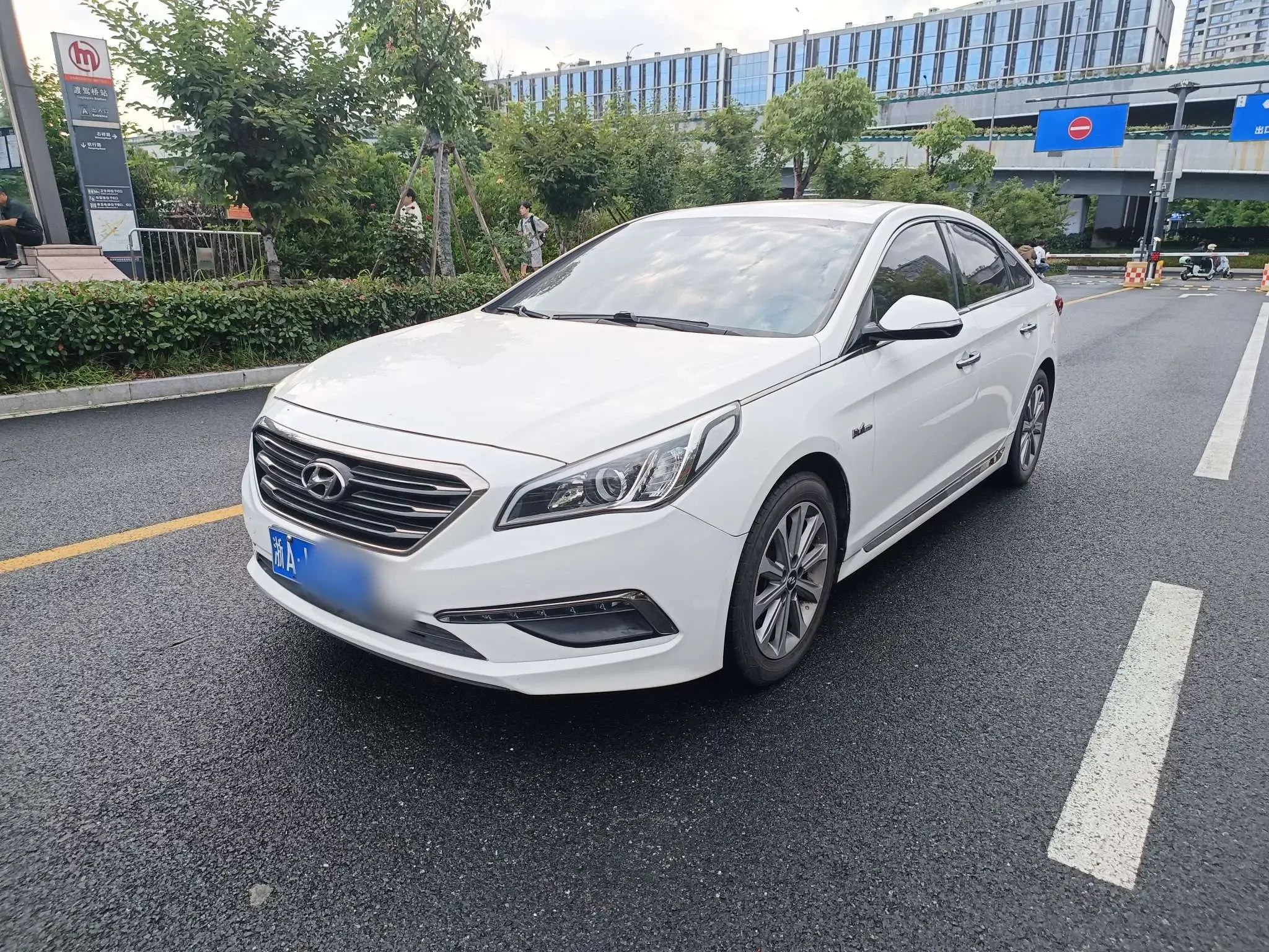 Hyundai sonata nine  из Китая