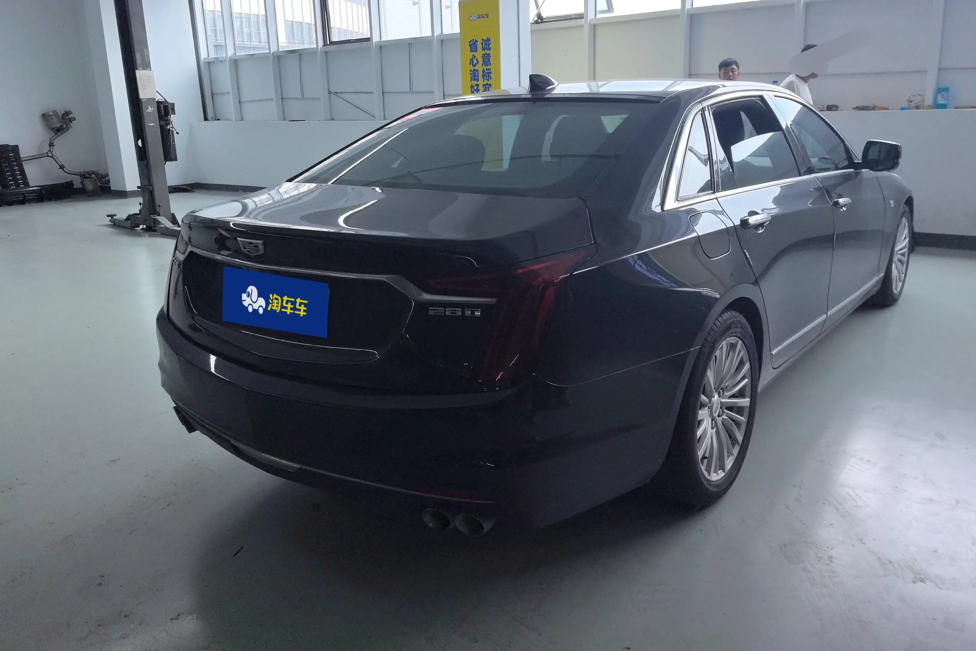 Cadillac CT6  из Китая