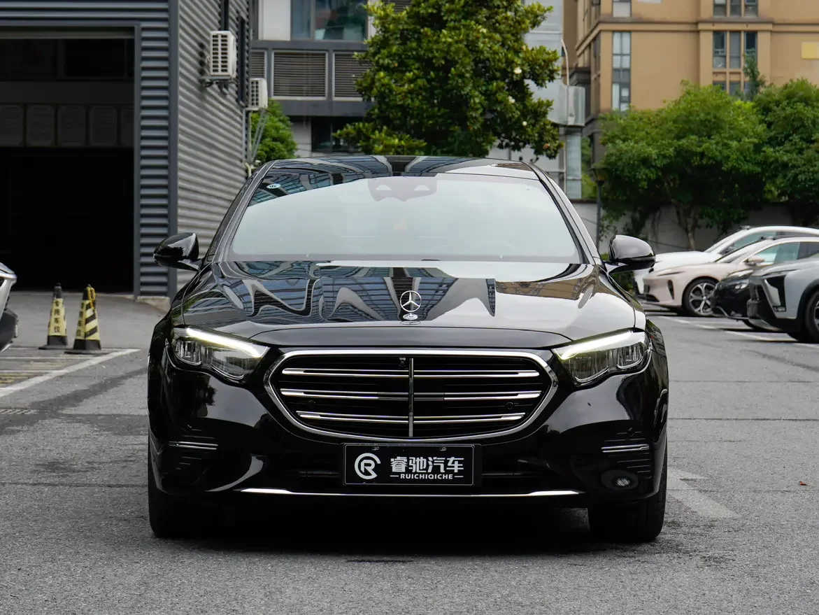 Mercedes-Benz E-Class PHEV