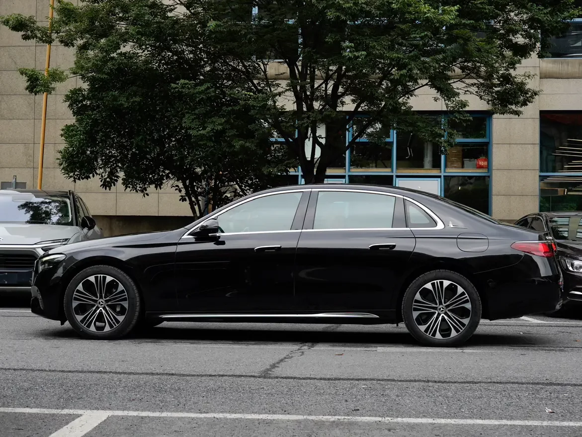 Mercedes-Benz E-Class PHEV