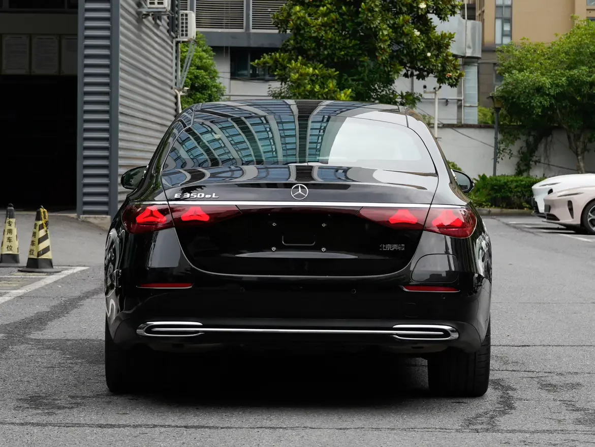 Mercedes-Benz E-Class PHEV