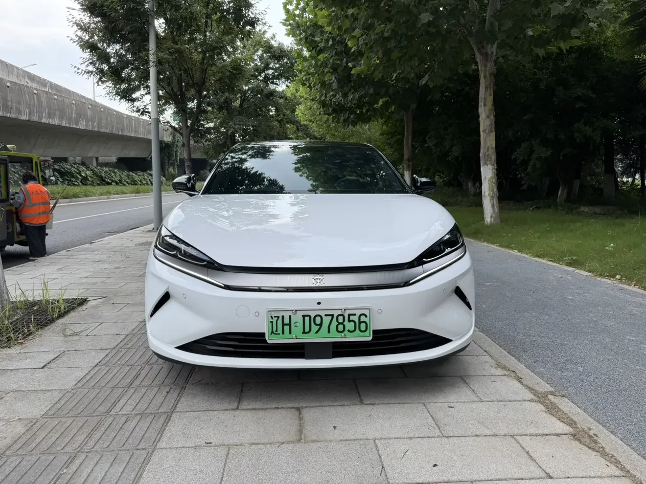 BYD Qin L EV