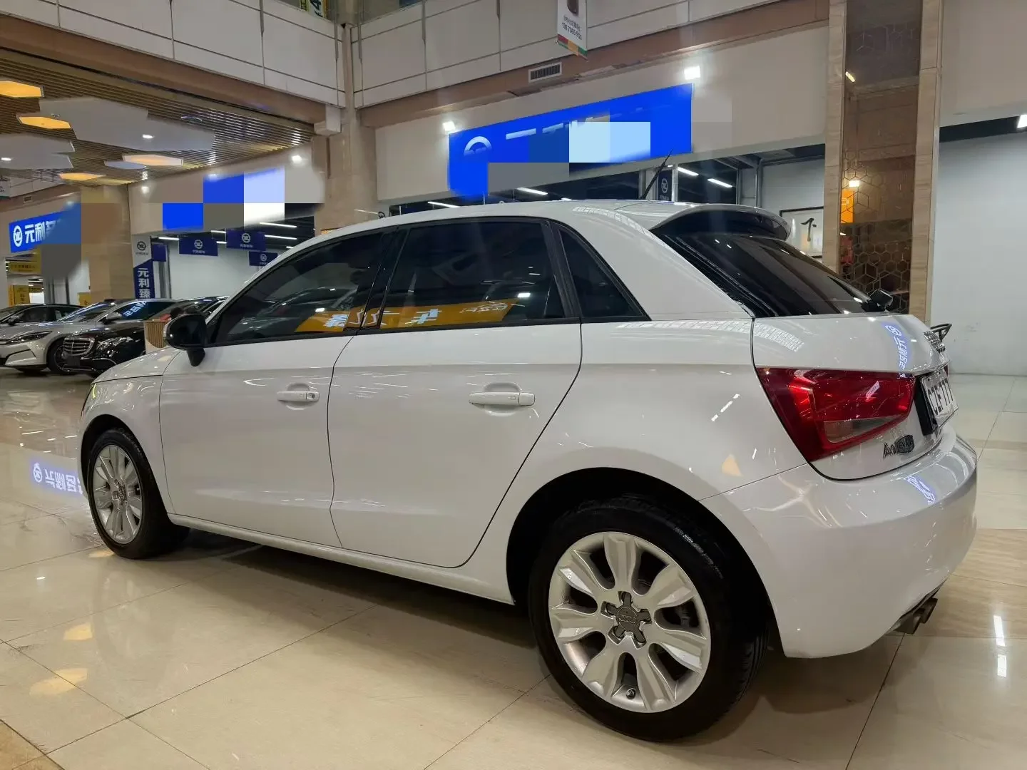 Audi A1