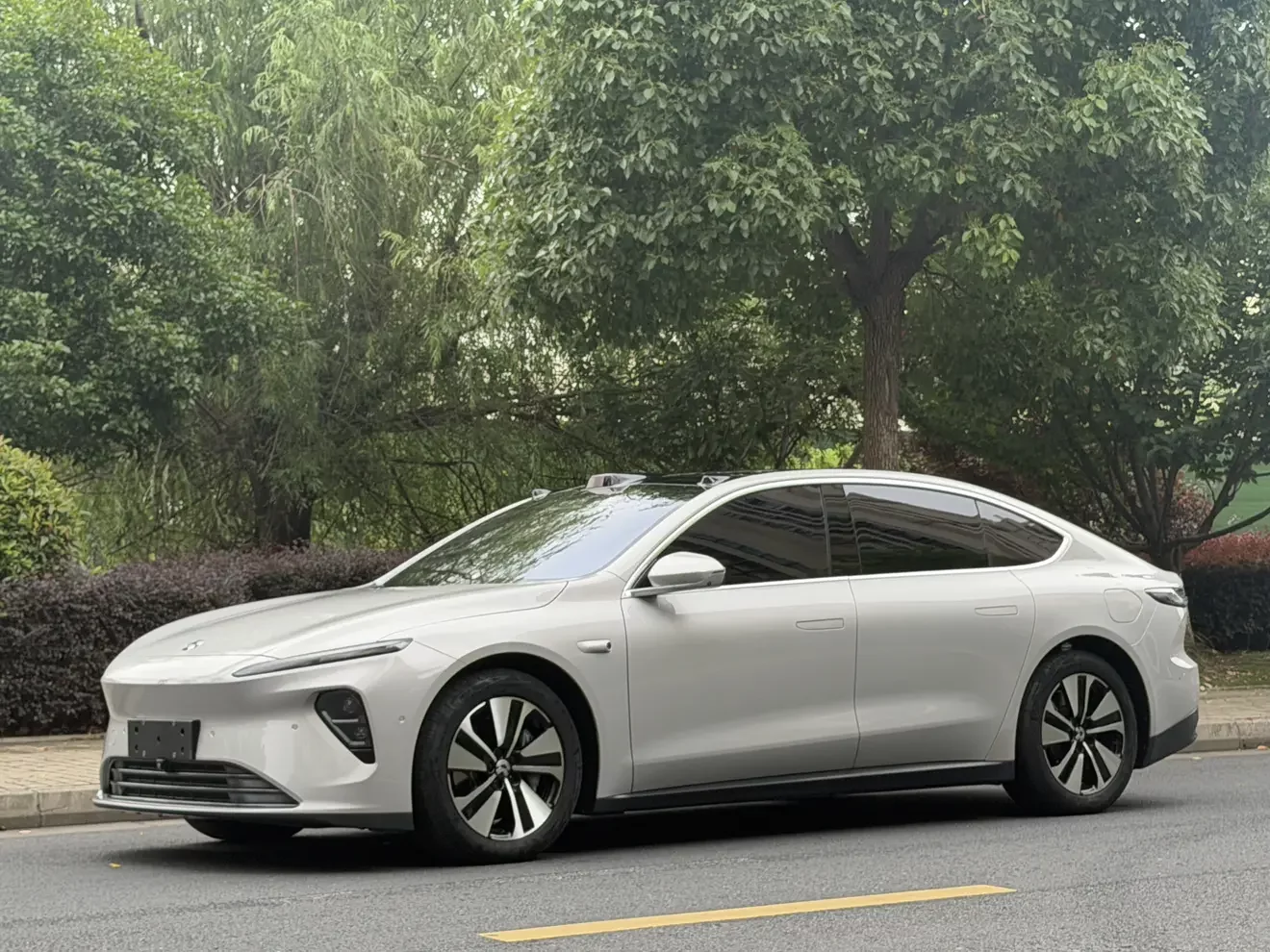 NIO ET7  из Китая