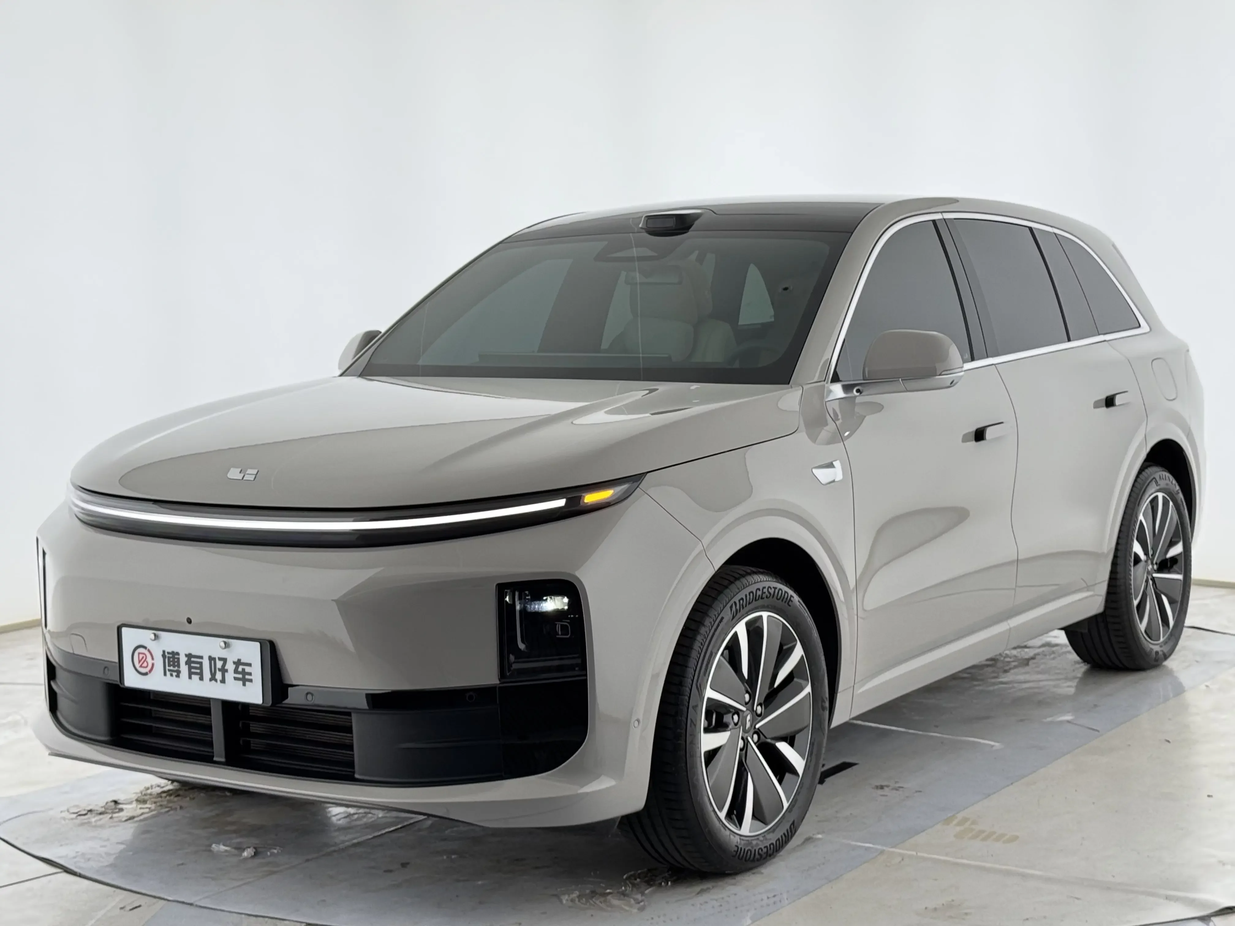 Lixiang L6
