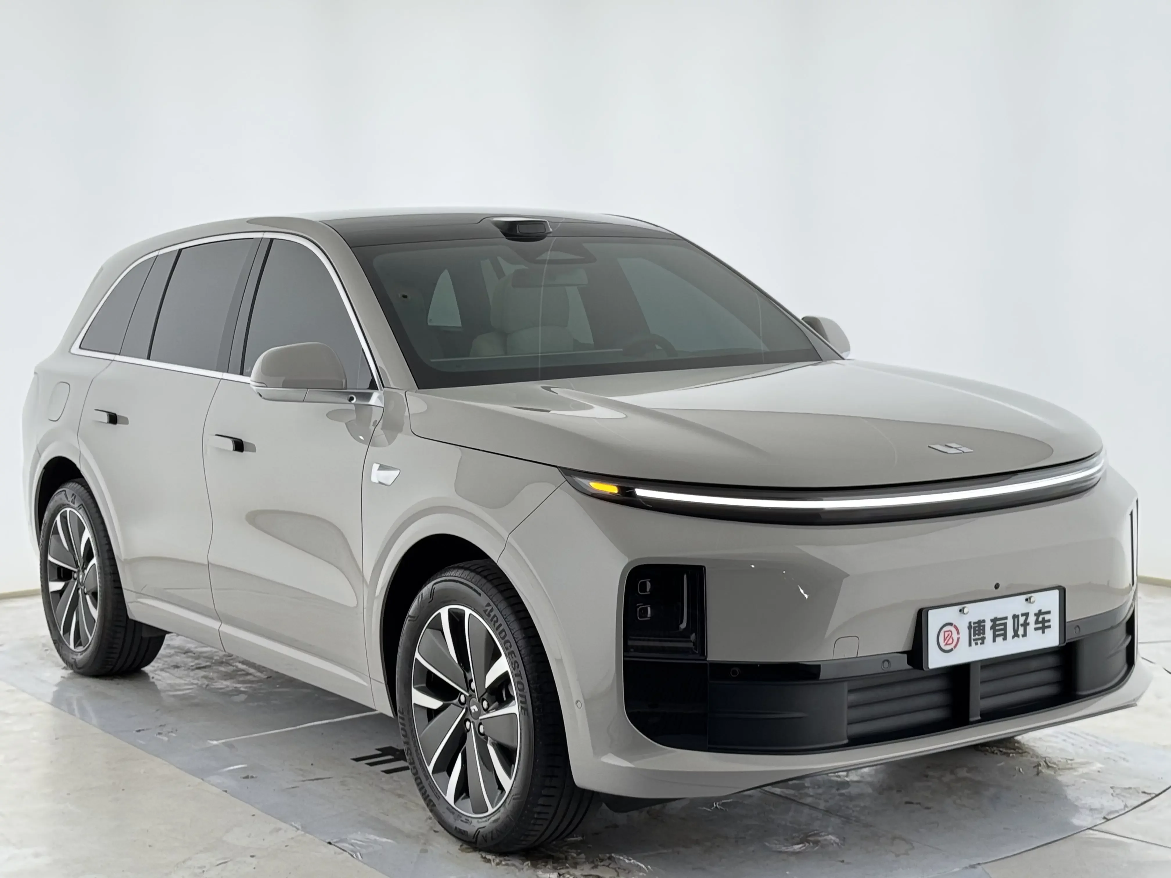 Lixiang L6
