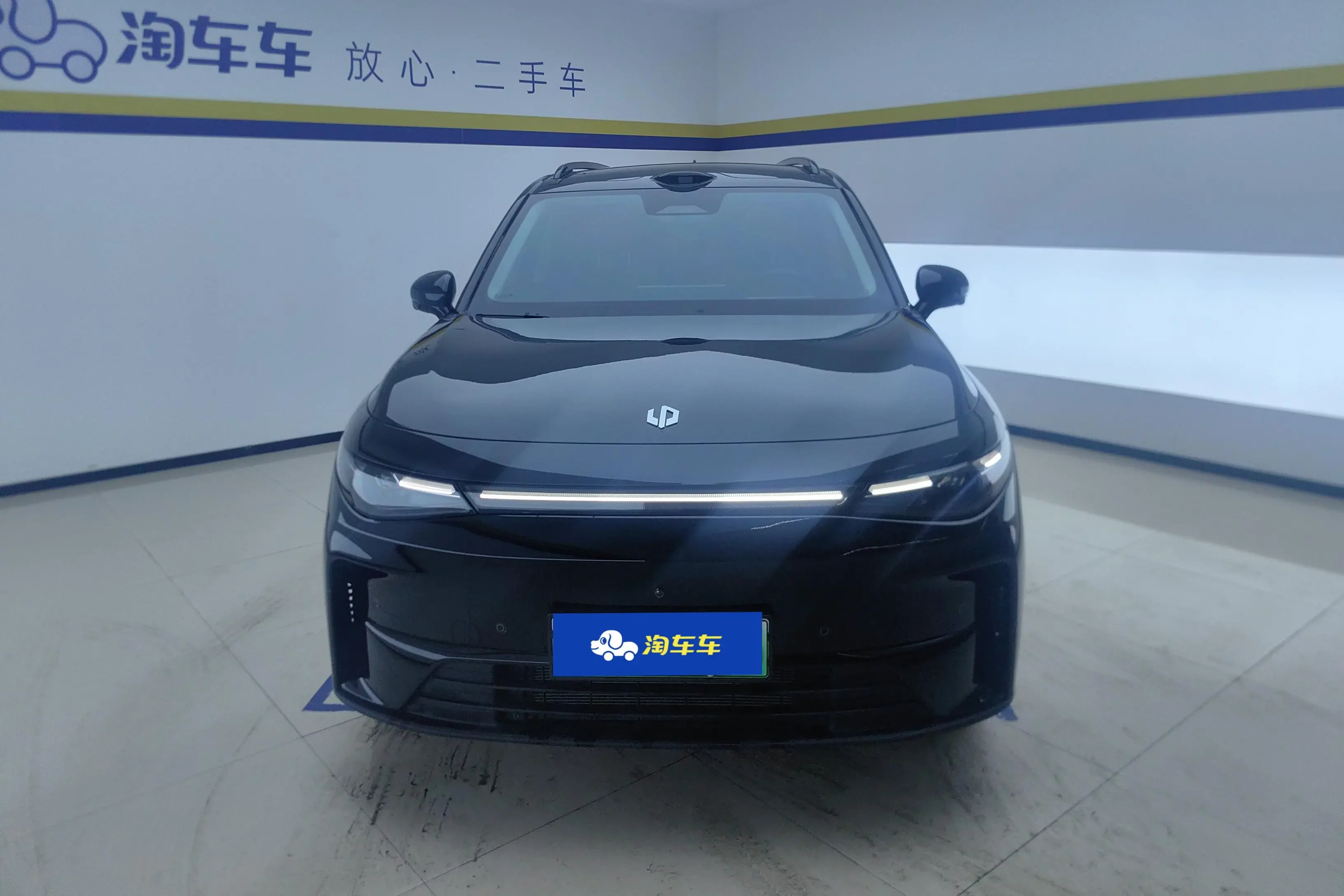 Leapmotor C16