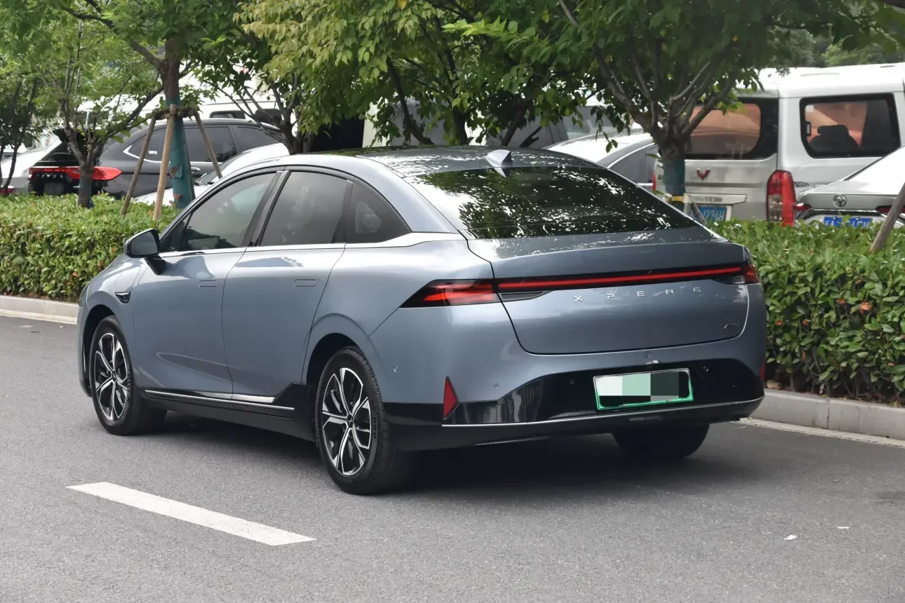 Xpeng P5