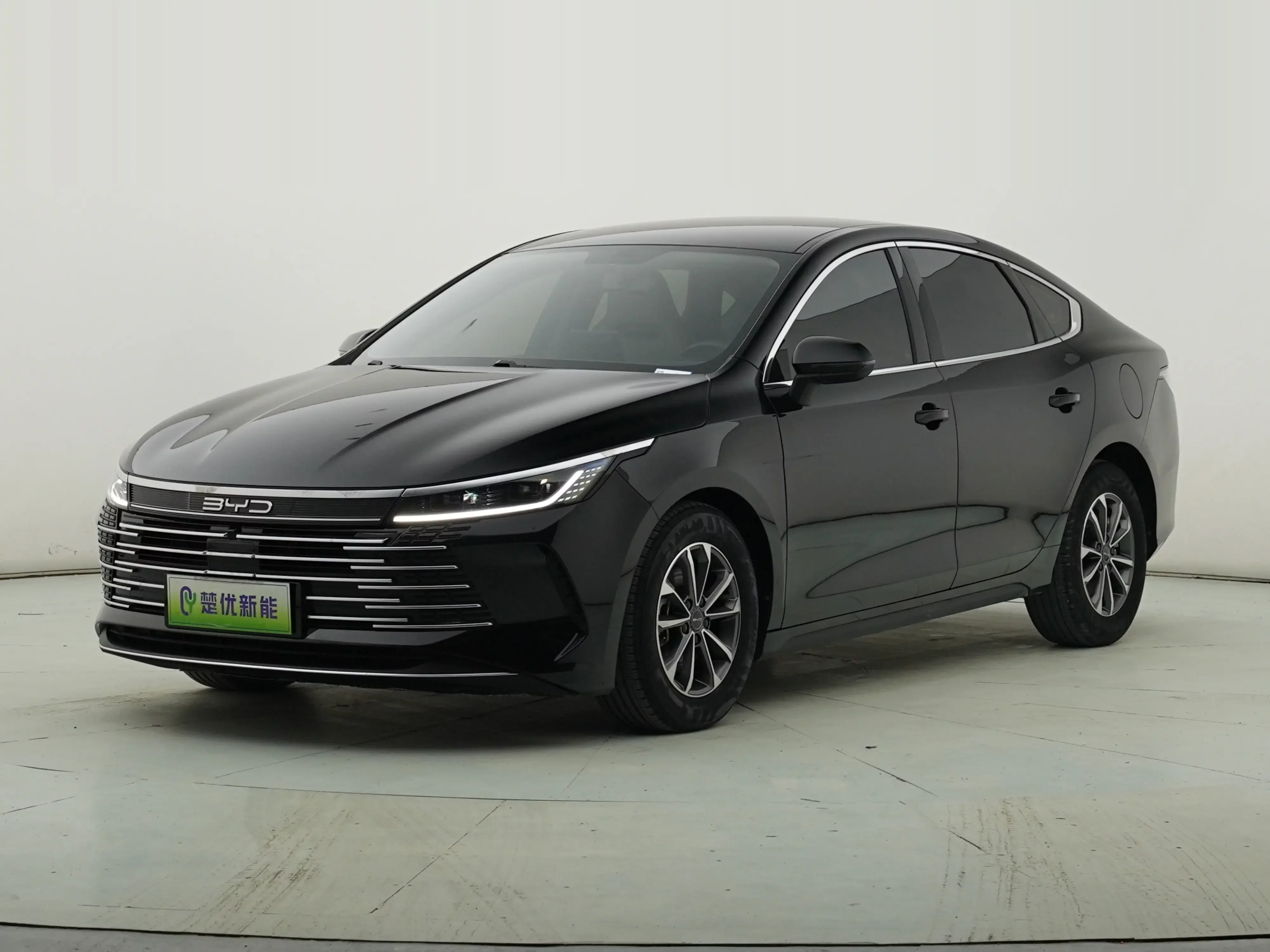 BYD Destroyer 05  из Китая
