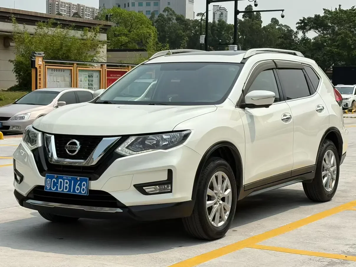 Nissan X-Trail (Qijun)  из Китая