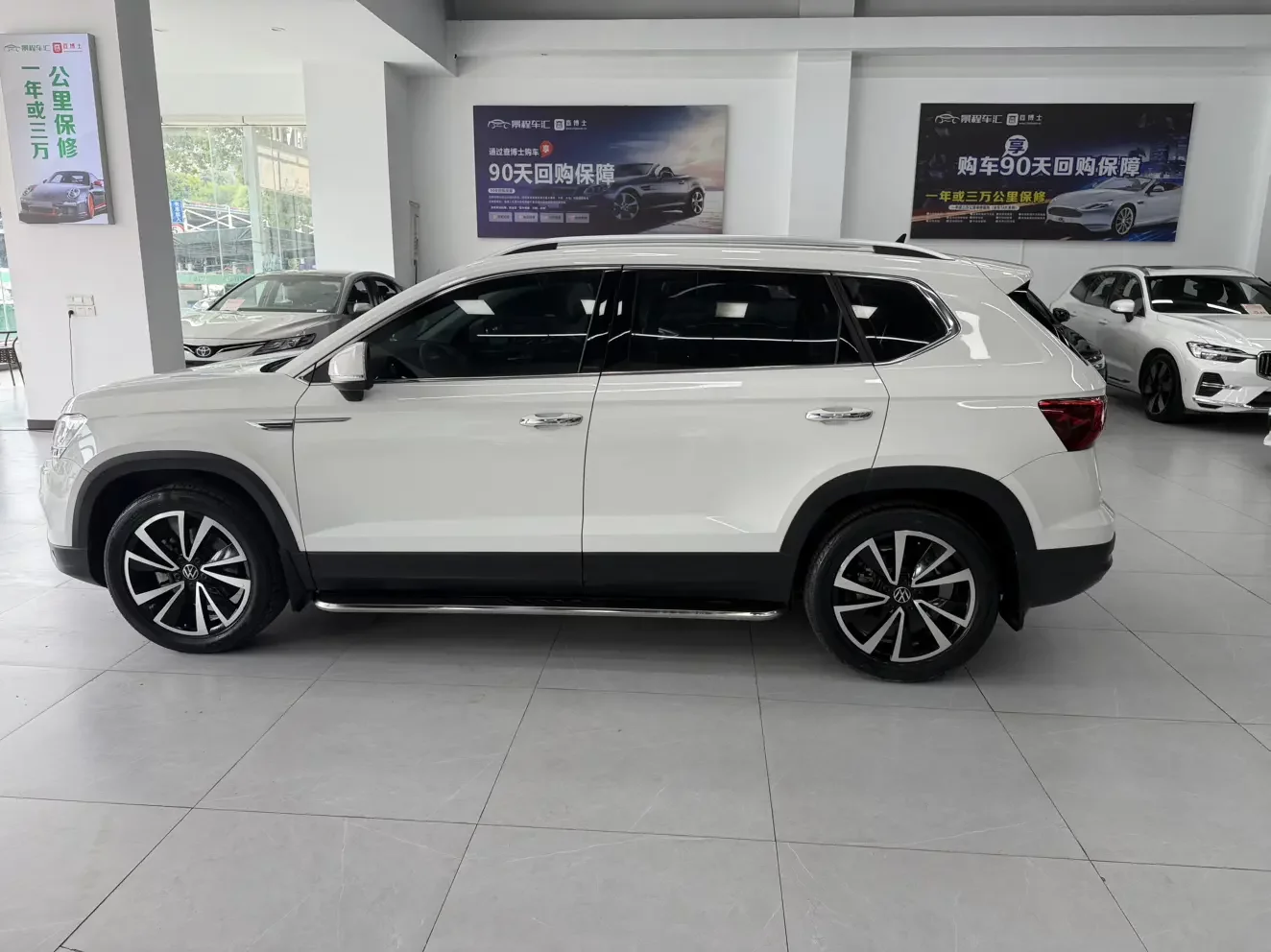 Volkswagen Tharu
