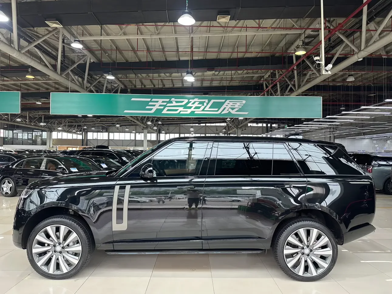 Land Rover range rover