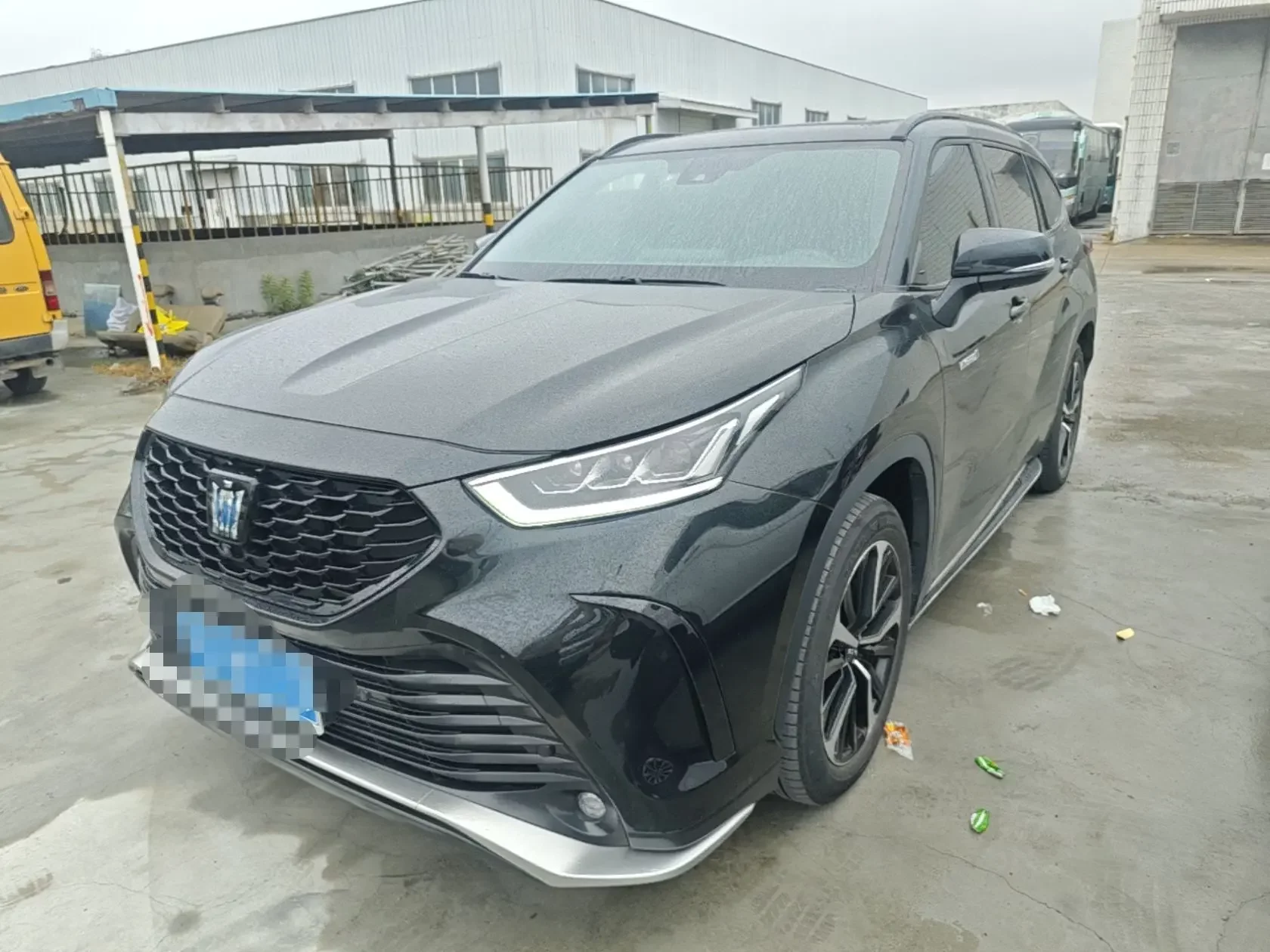 Toyota Crown Kluger