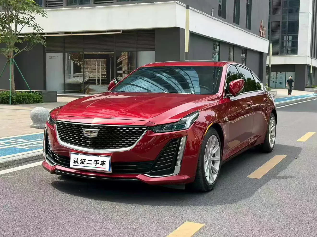 Cadillac CT5  из Китая