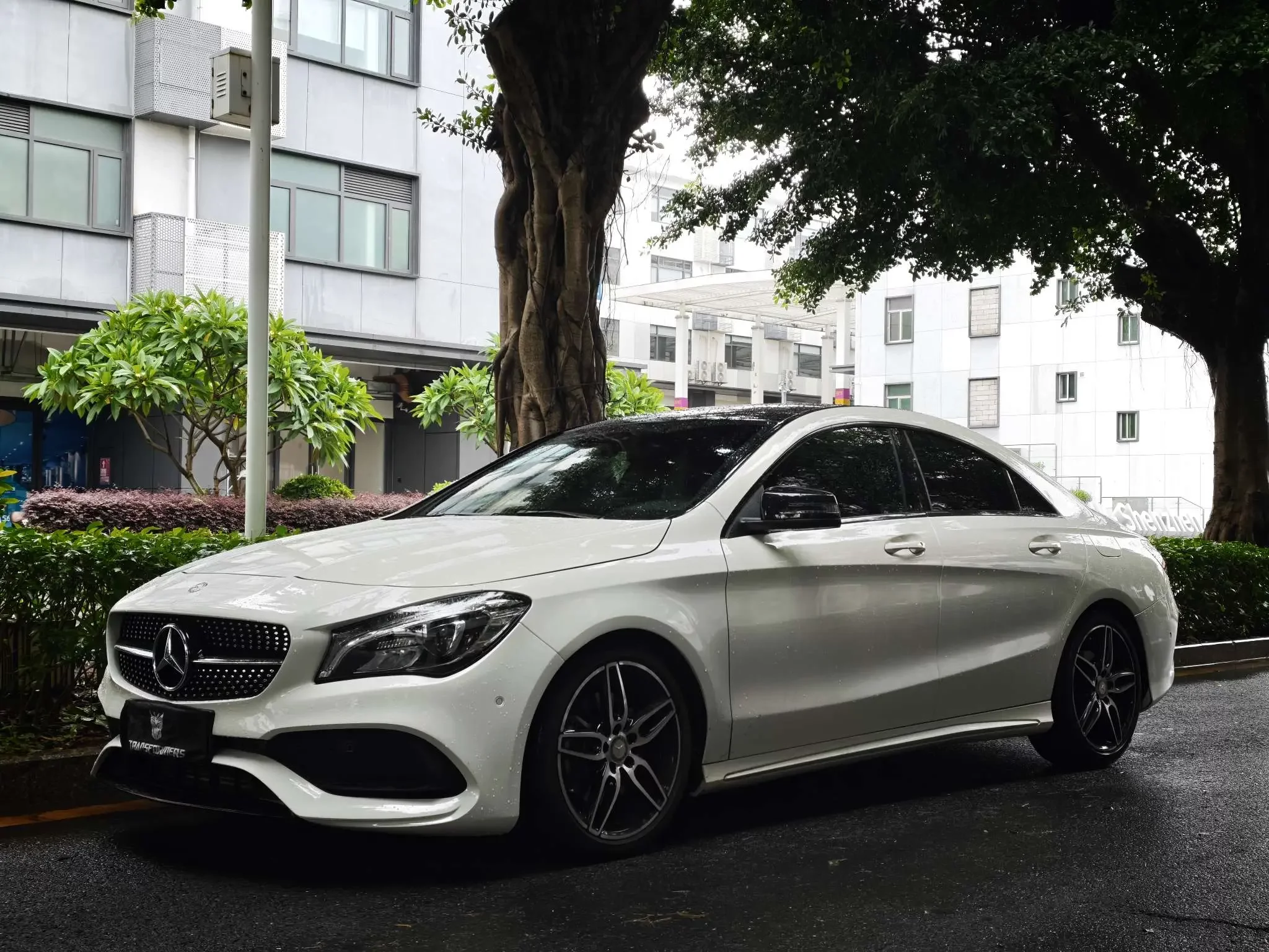 Mercedes-Benz CLA (Imported)