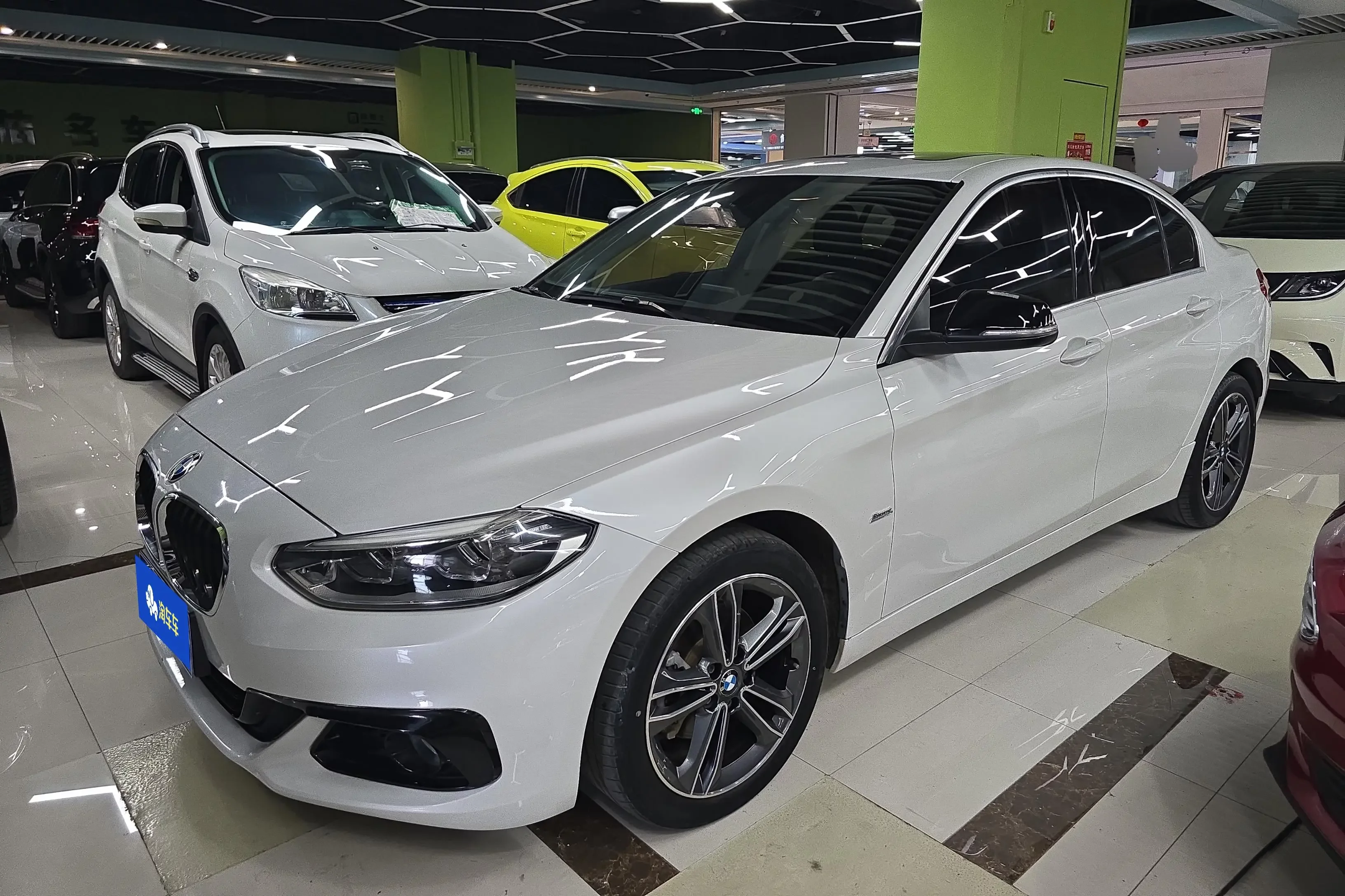 BMW 1 Series  из Китая