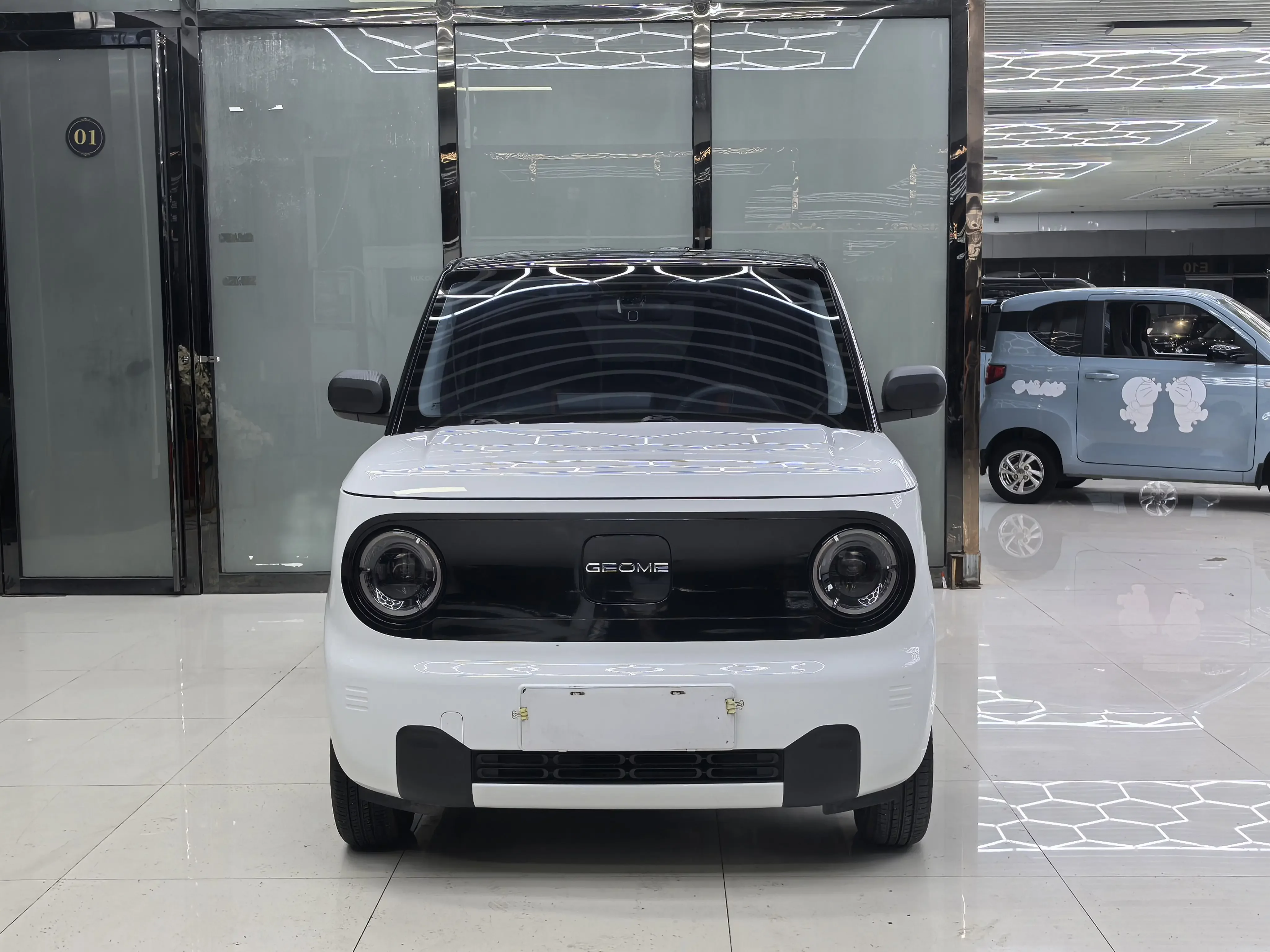 Geely panda