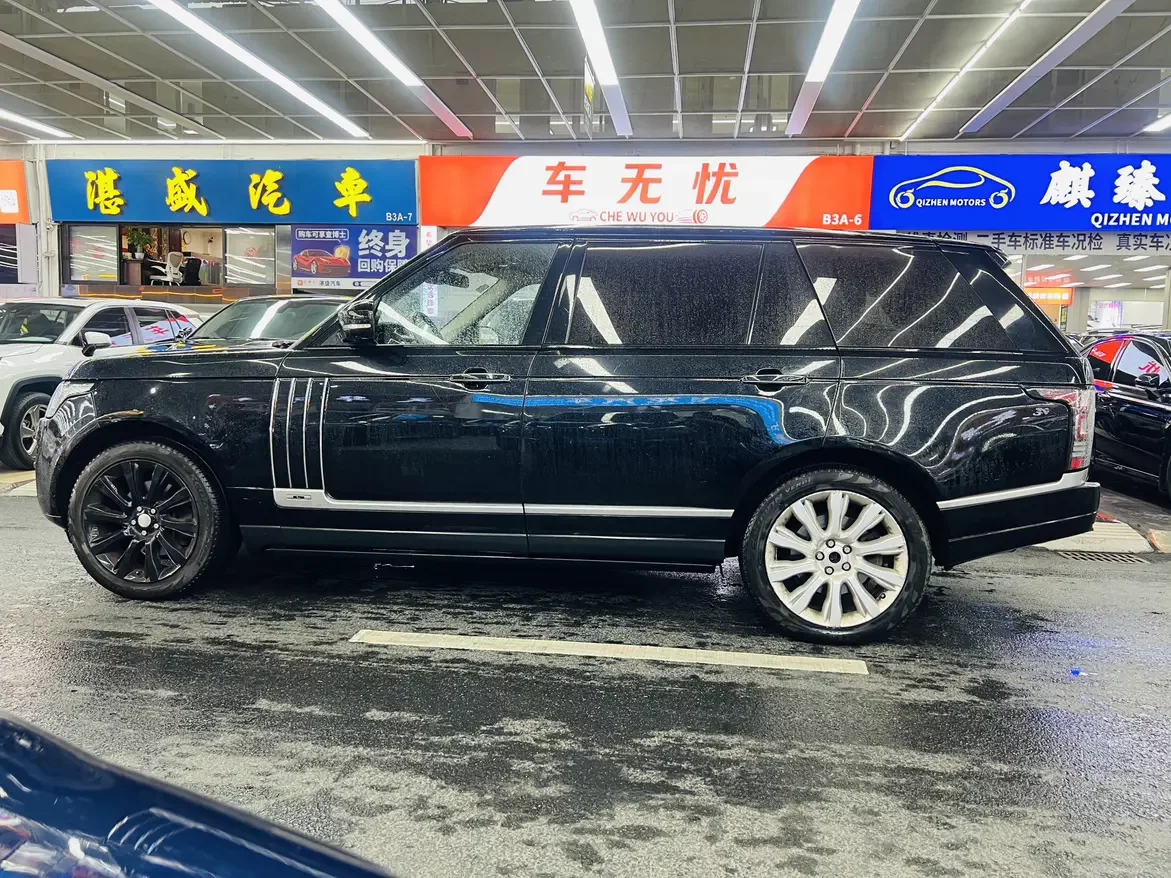Land Rover range rover