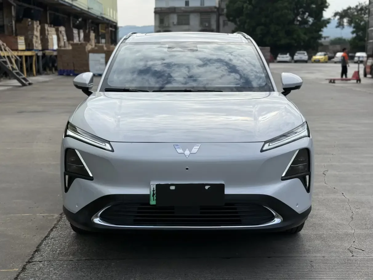 Wuling Starlight S PHEV
