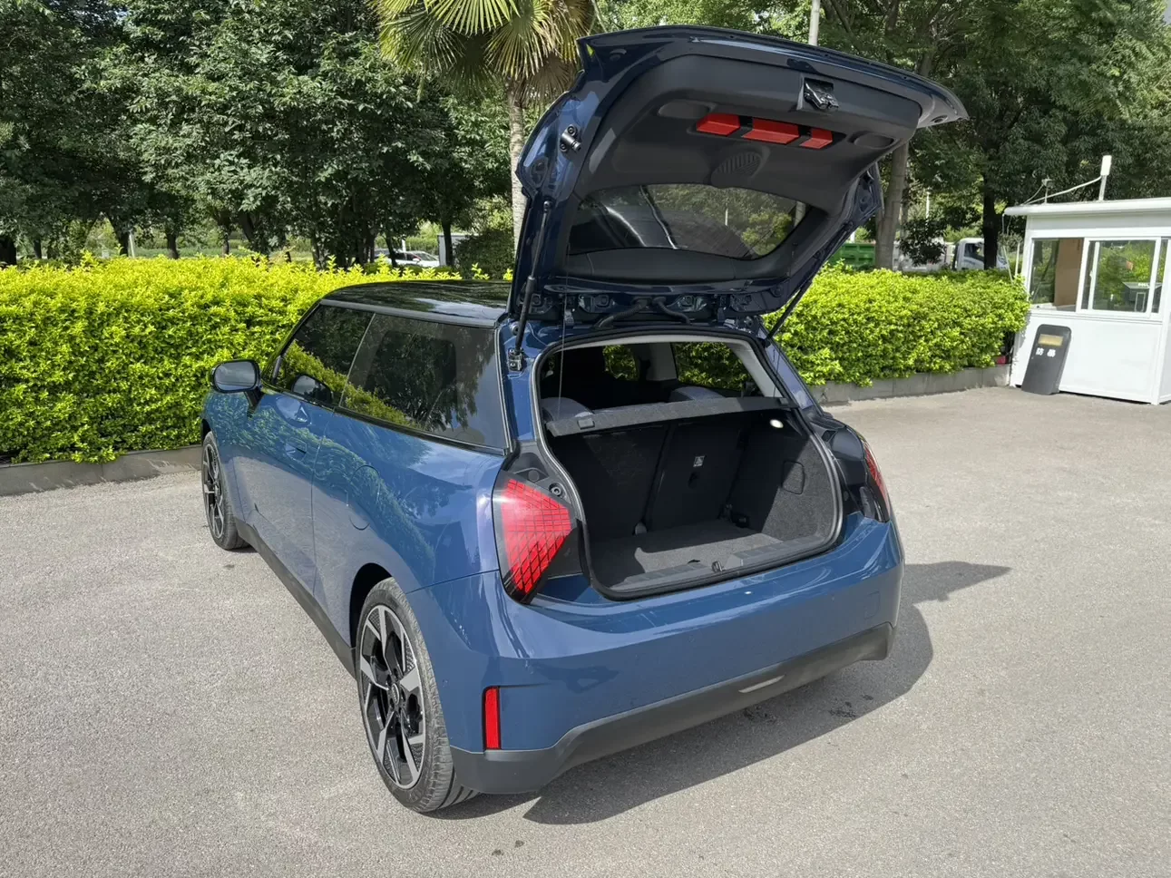 MINI ELECTRIC  COOPER