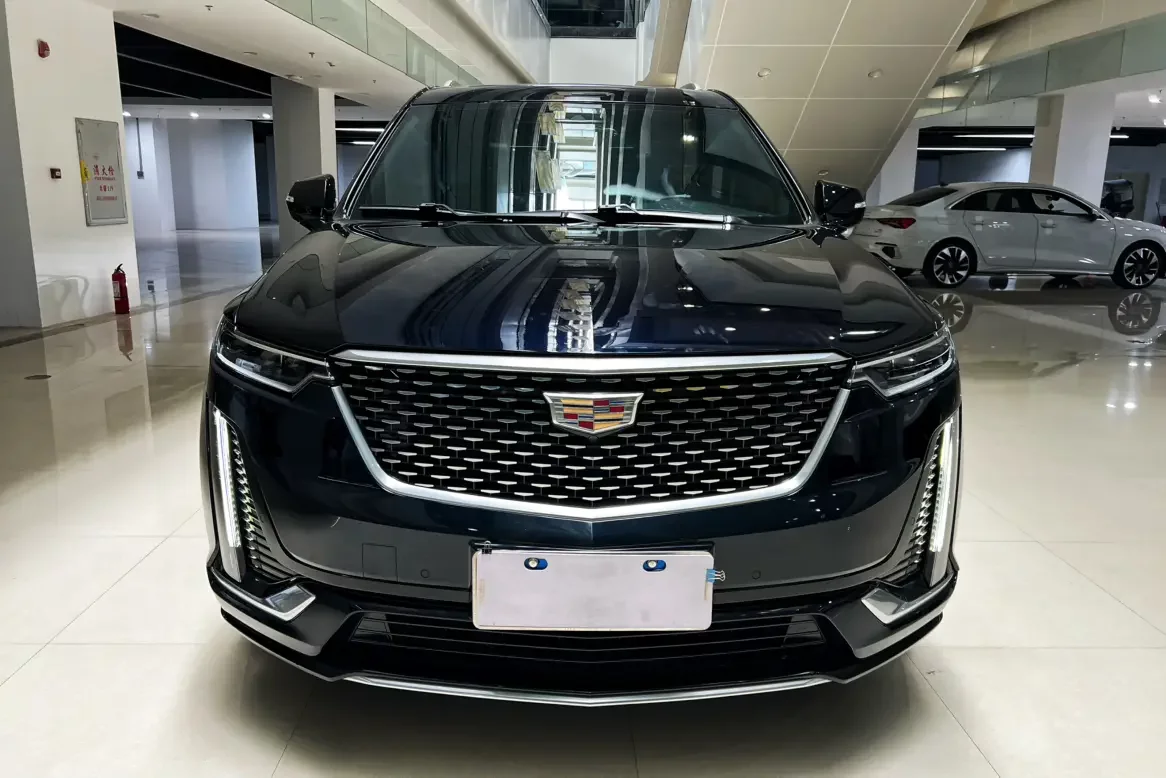 Cadillac XT6