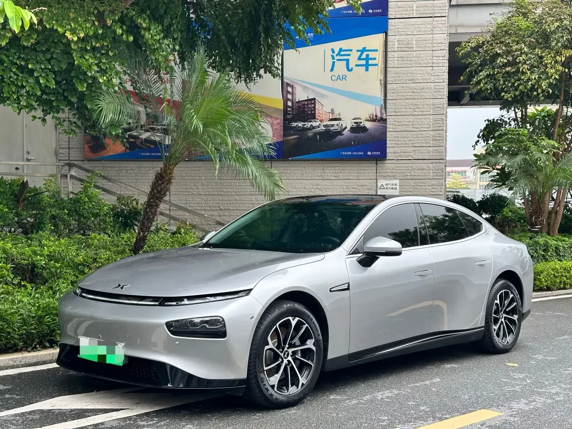 Xpeng P7