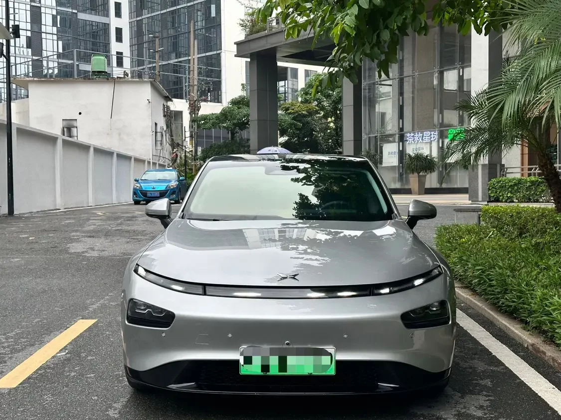 Xpeng P7