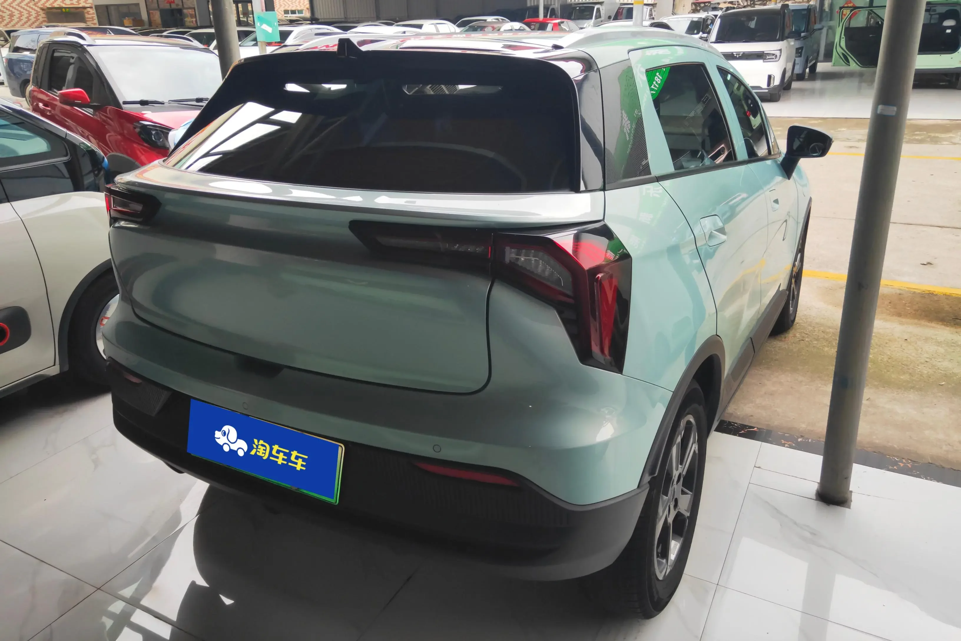 Geely Geometry E Firefly