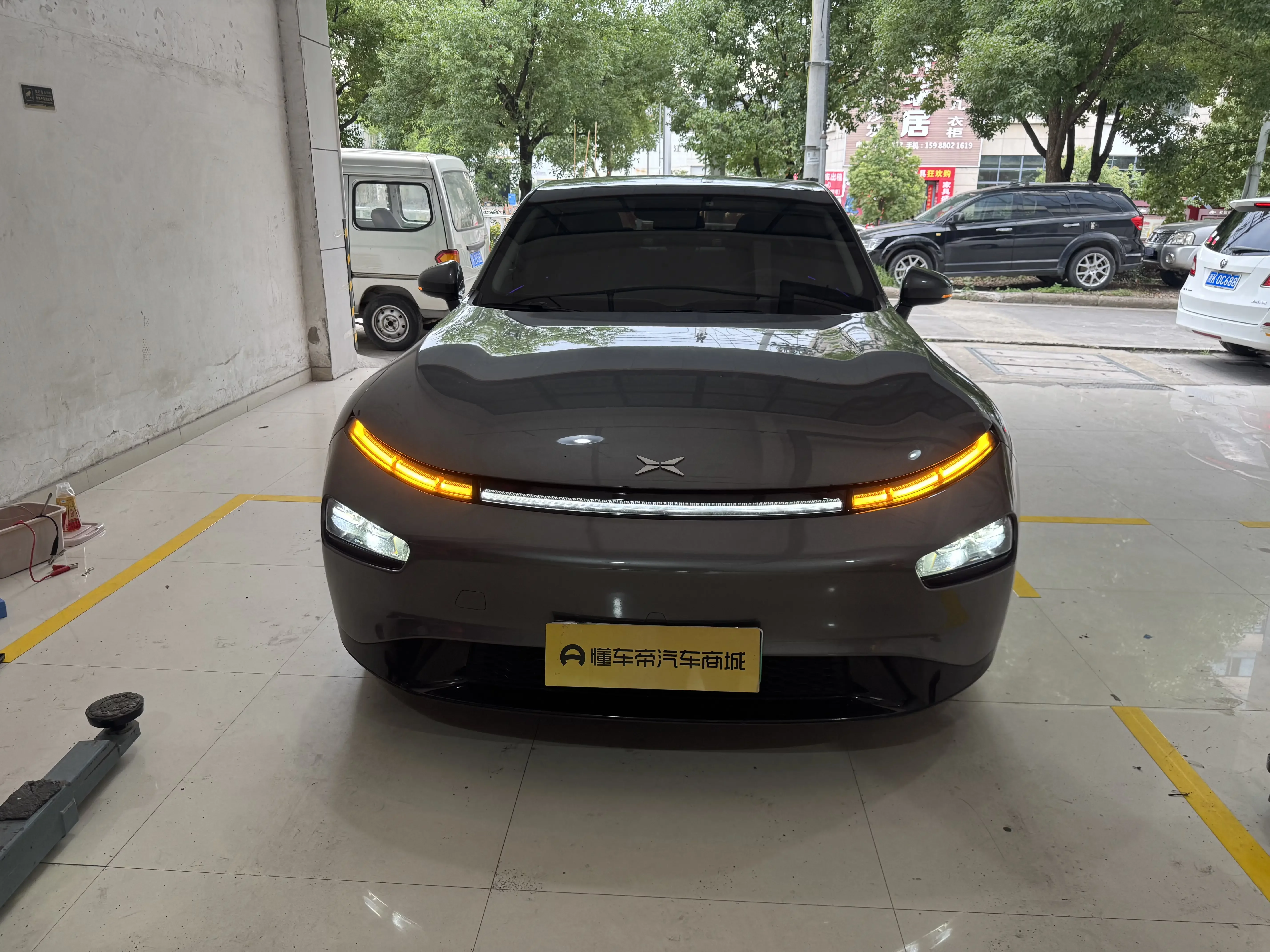 Xpeng P7