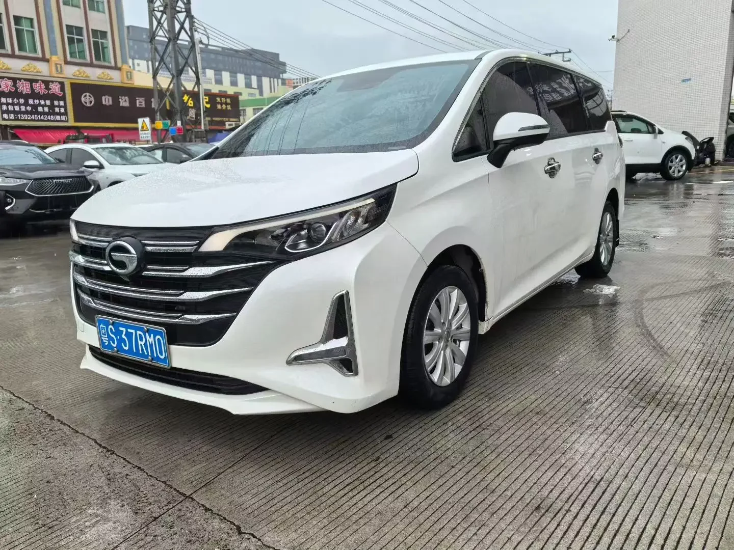 GAC Trumpchi M6  из Китая