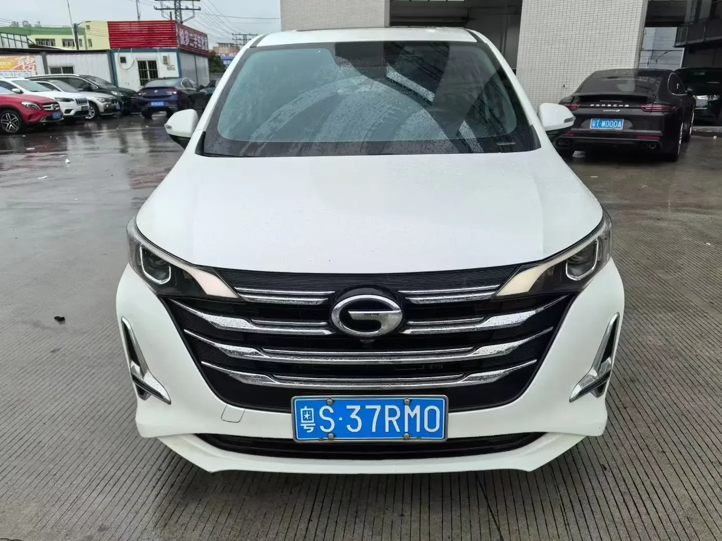 GAC Trumpchi M6  из Китая