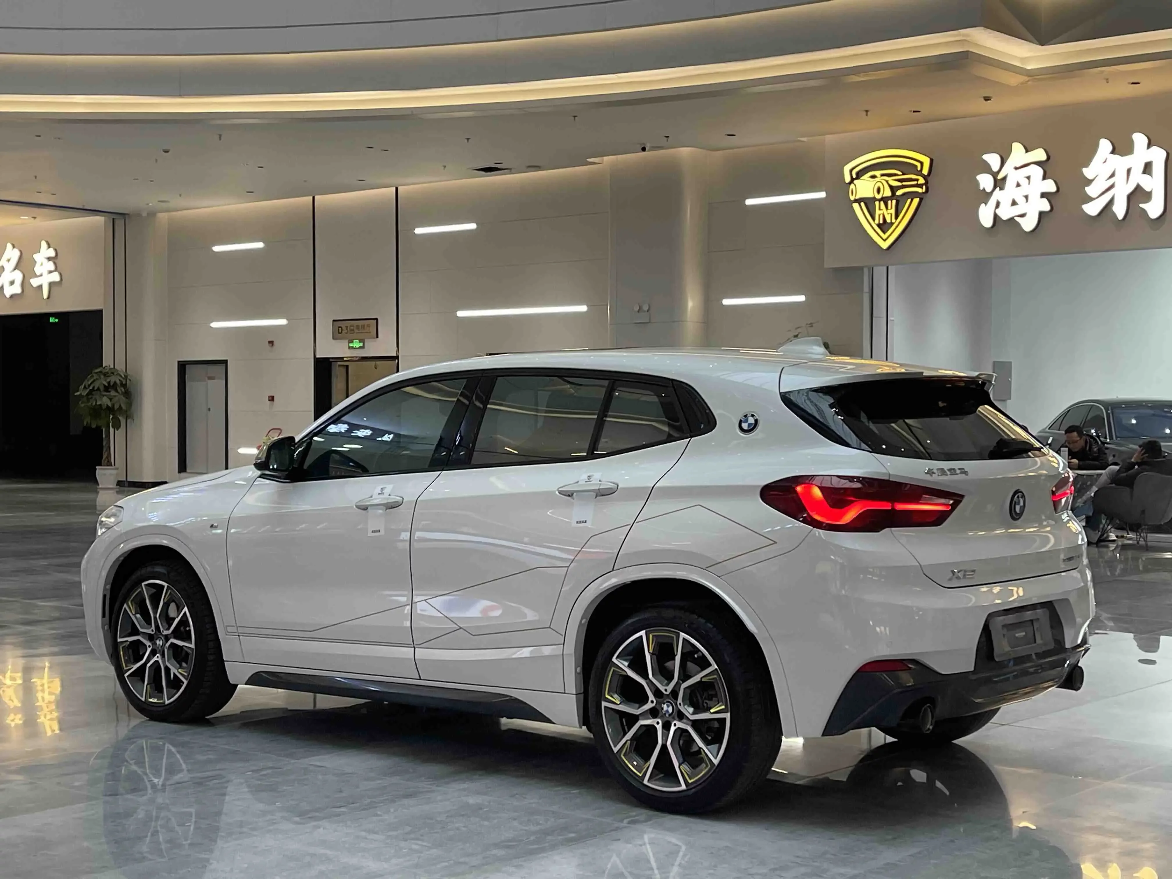 BMW X2