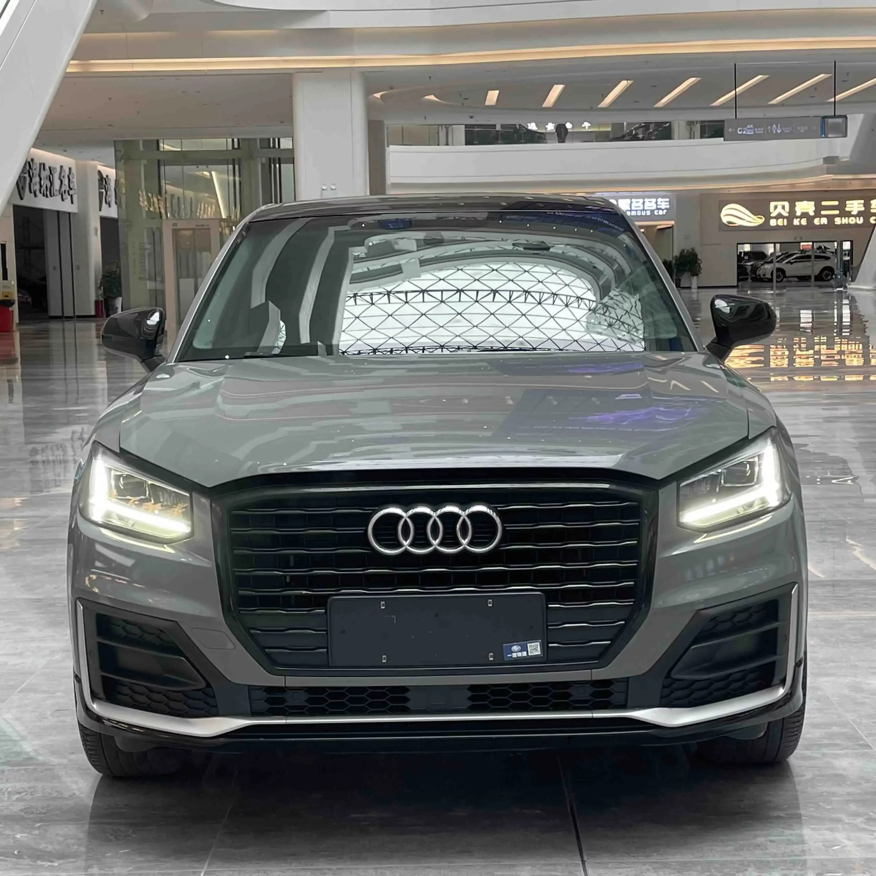 Audi Q2L