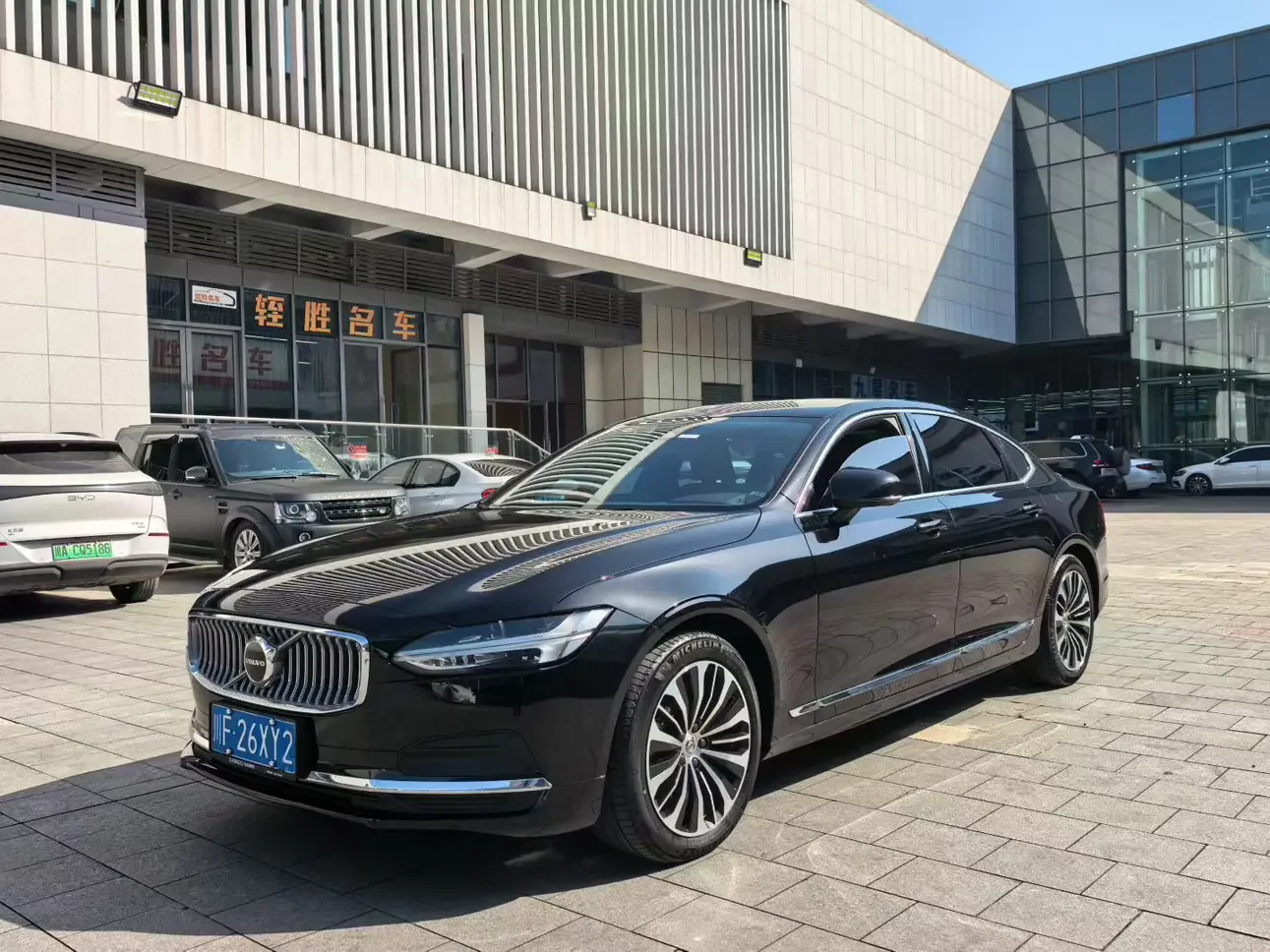 Volvo S90